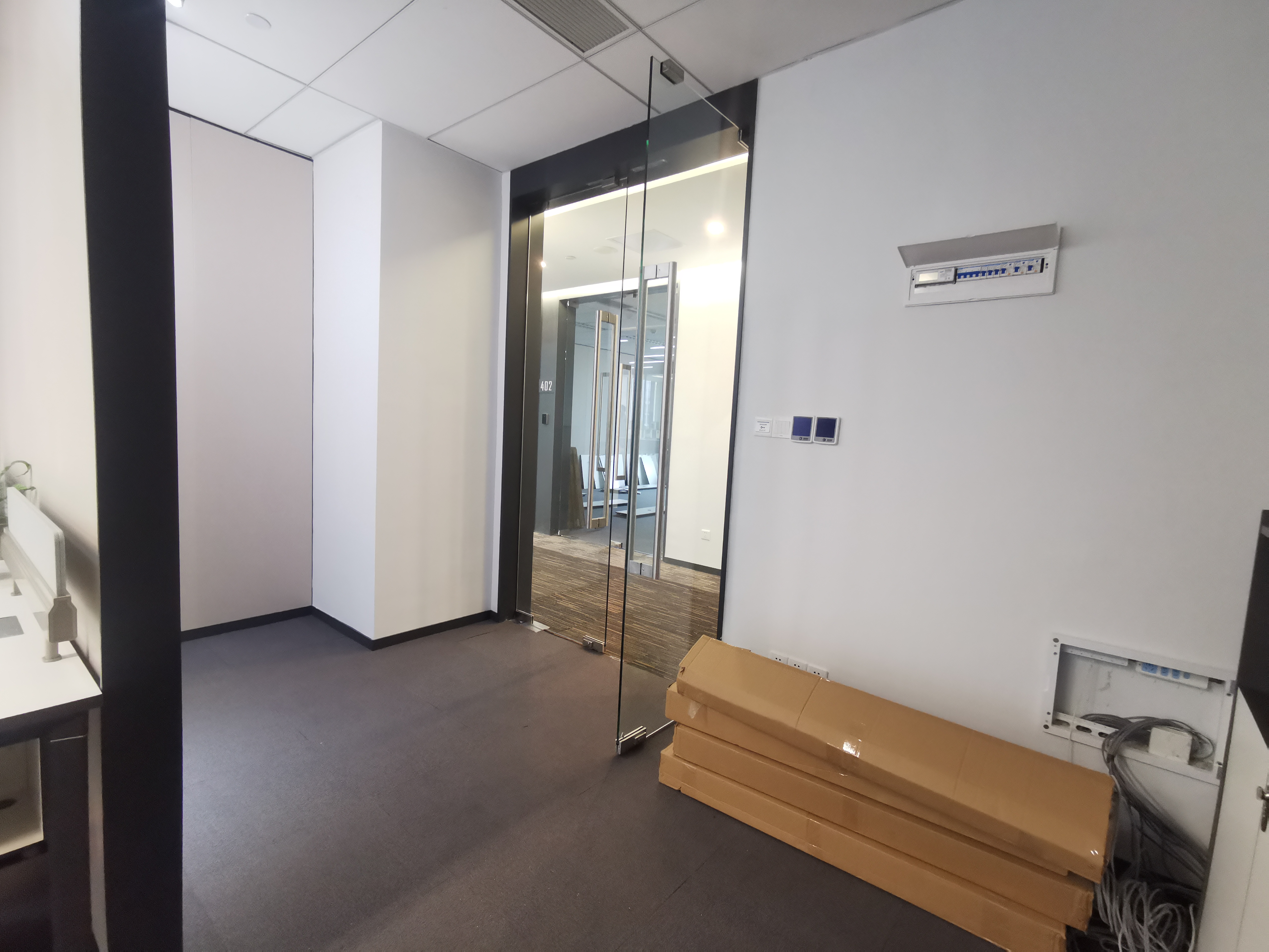 华漕上海富力环球中心100平米写字楼出租