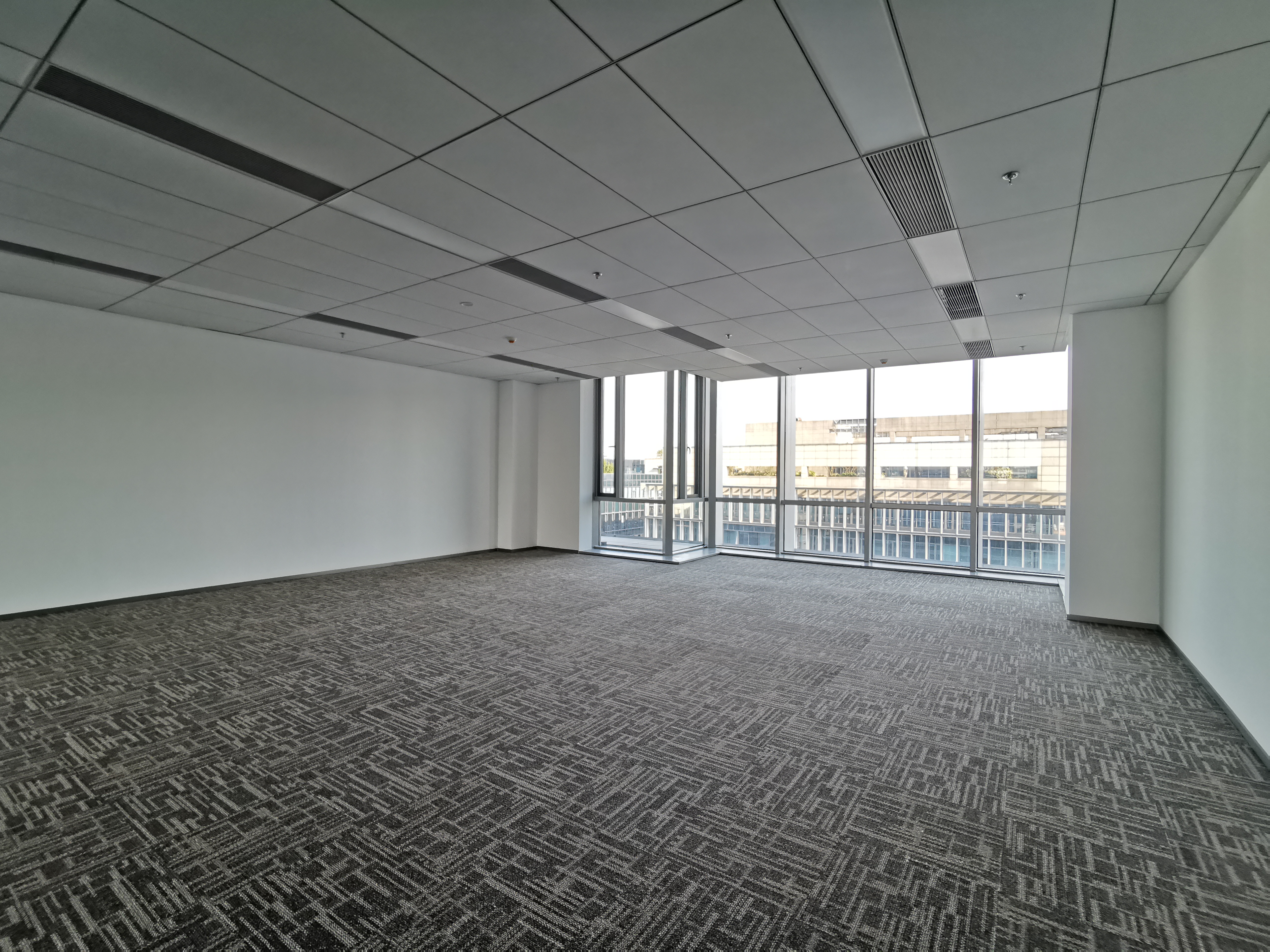 华漕上海富力环球中心350平米写字楼出租