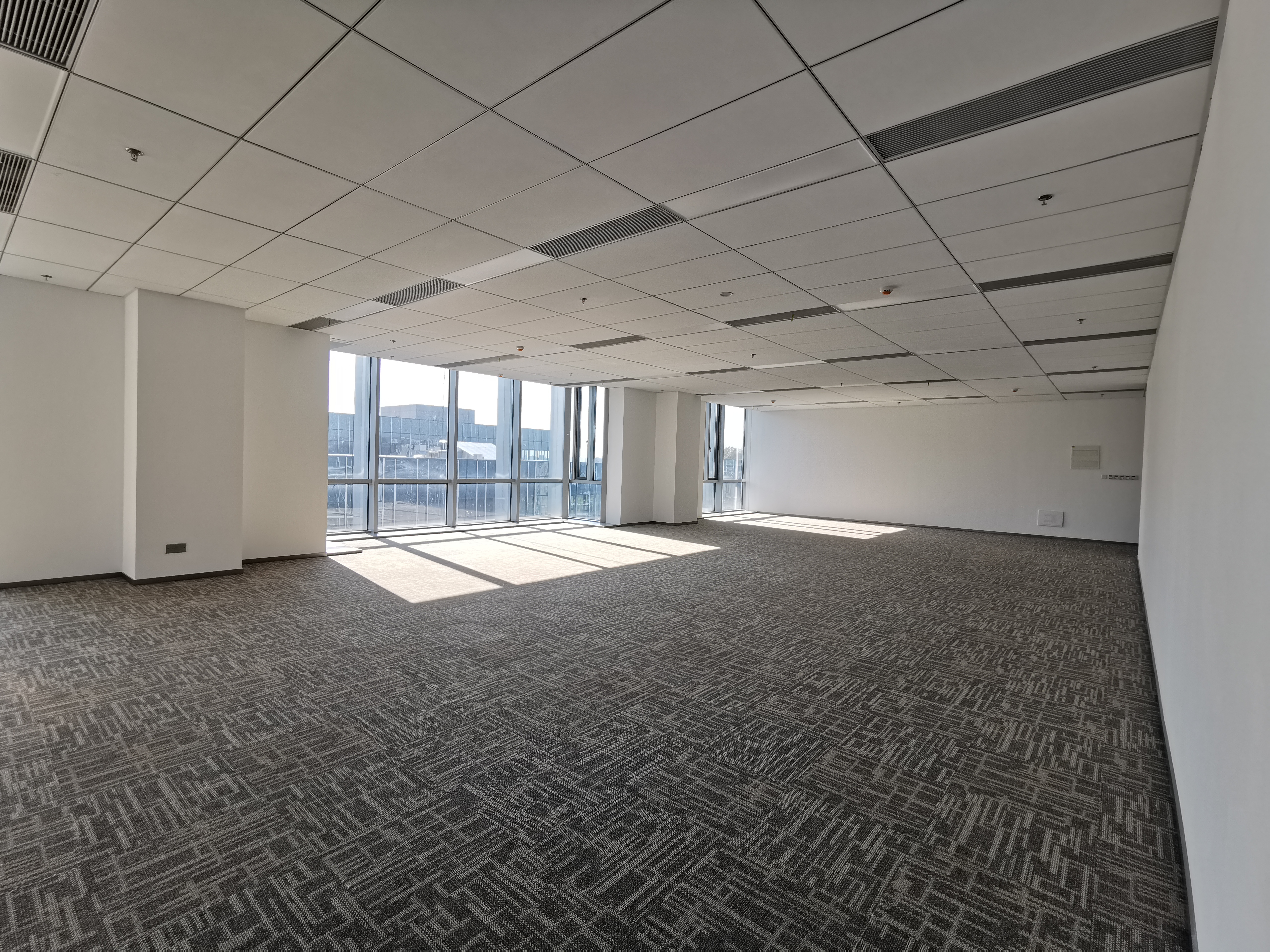 华漕上海富力环球中心350平米写字楼出租