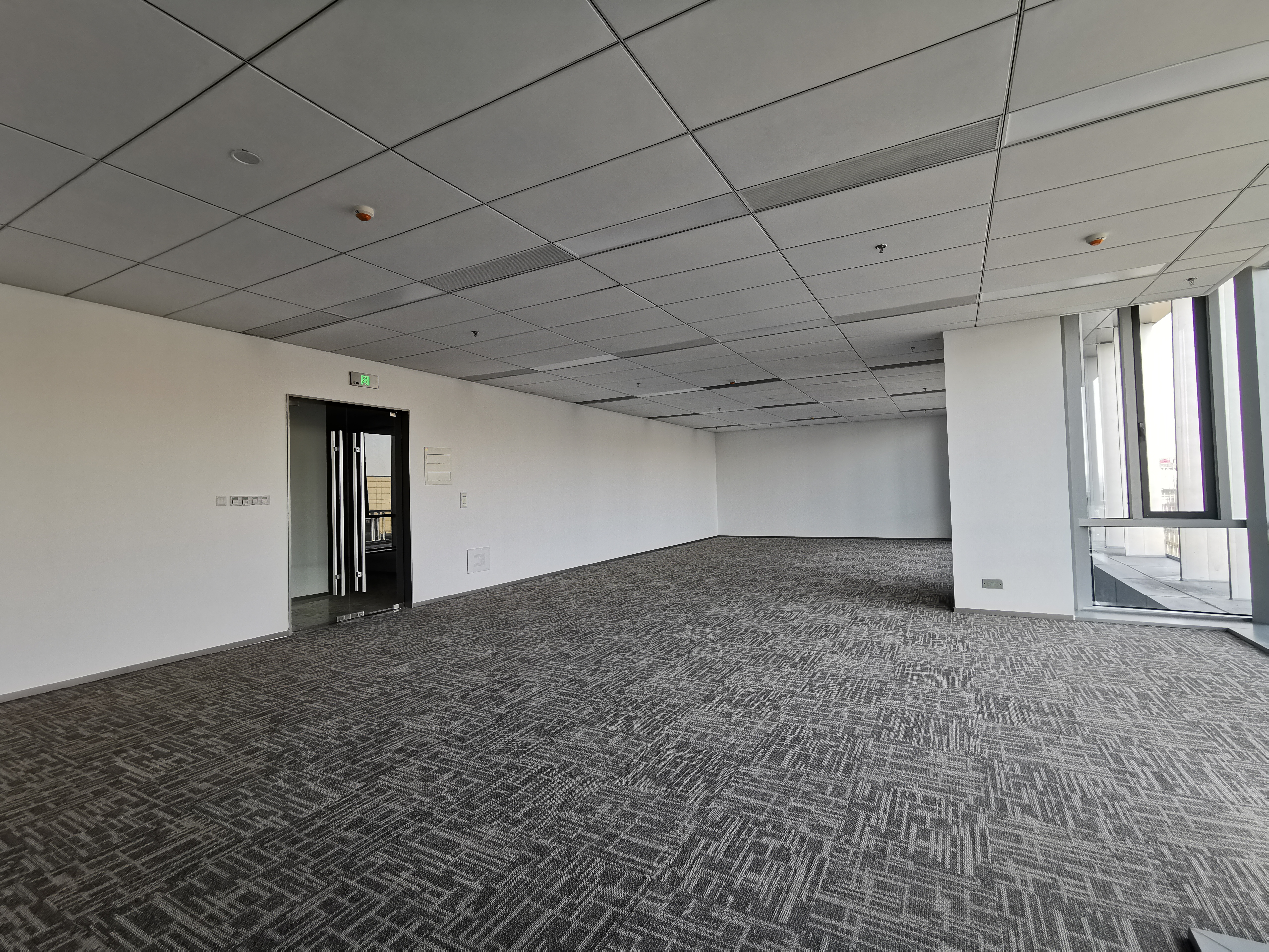 华漕上海富力环球中心168平米写字楼出租