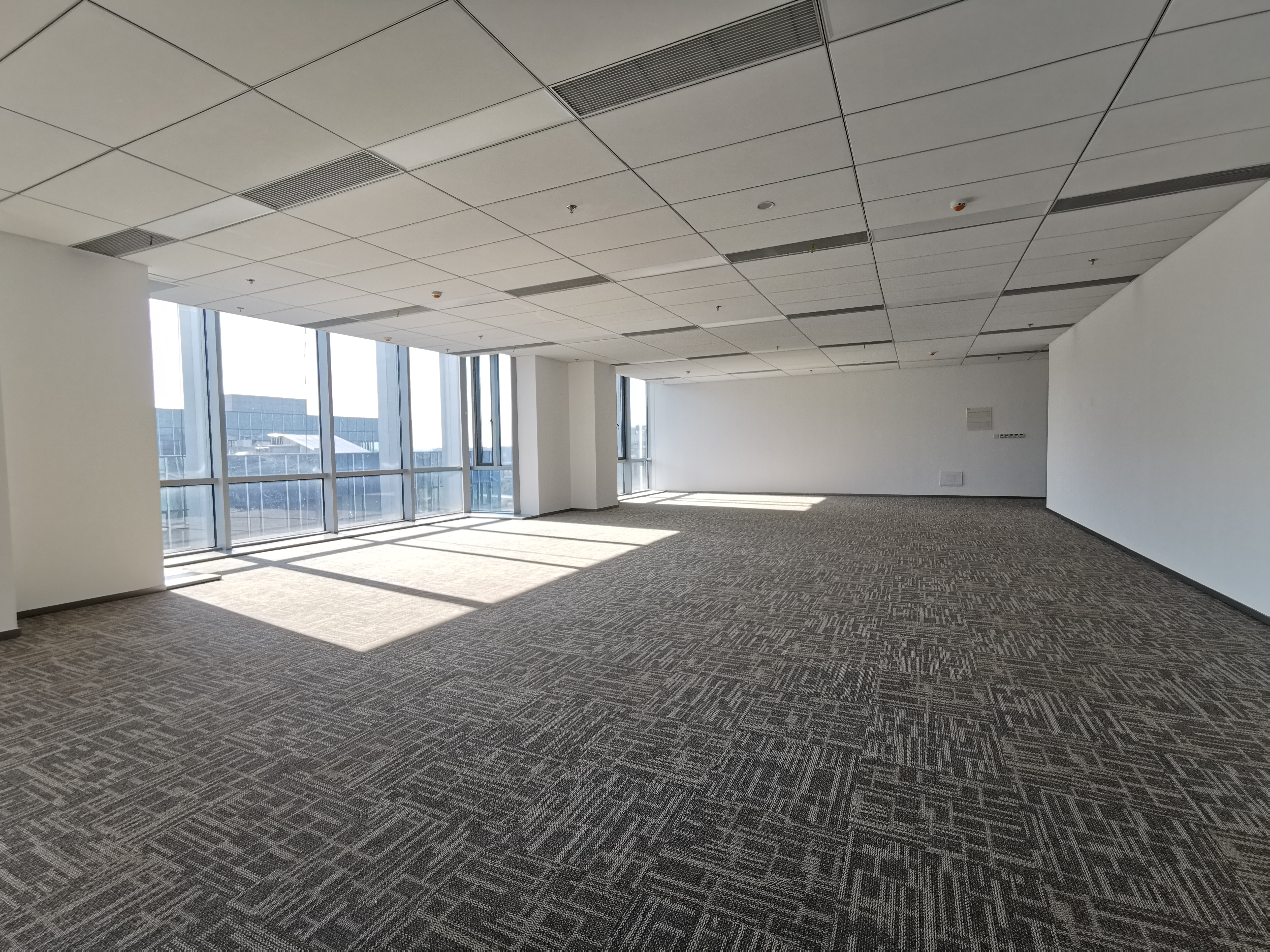 华漕上海富力环球中心307平米写字楼出租