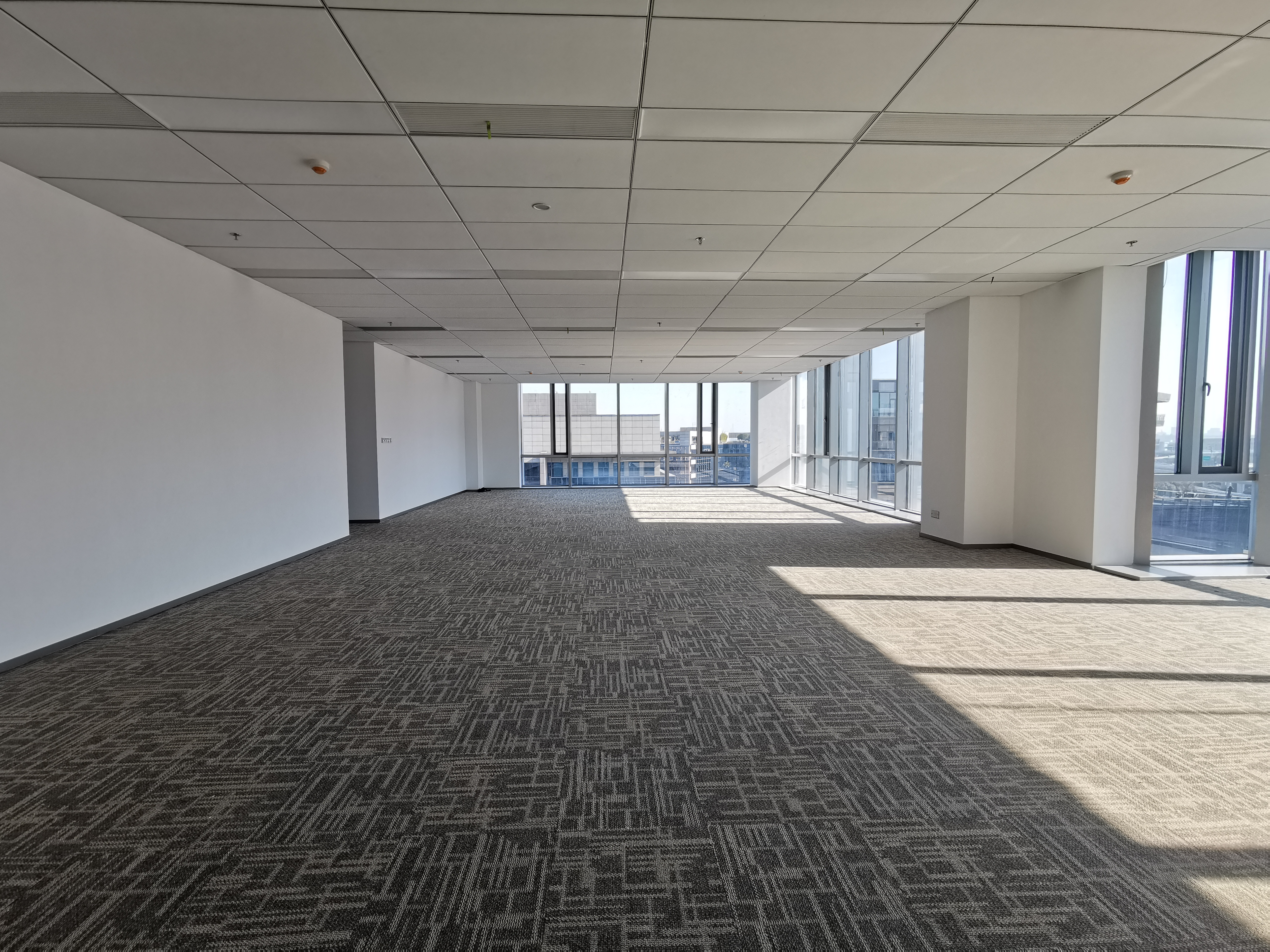 华漕上海富力环球中心307平米写字楼出租