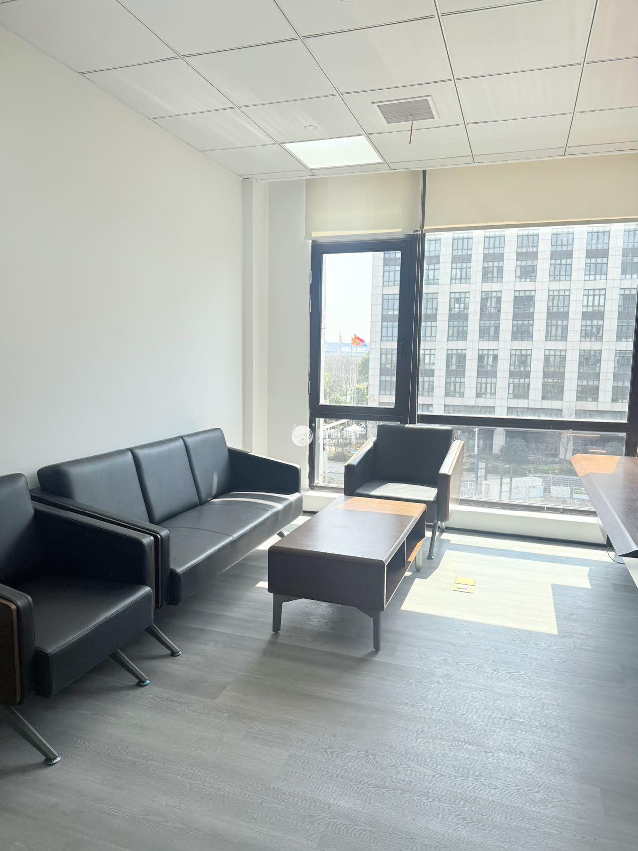 金虹桥长三角电商中心238平米写字楼出租