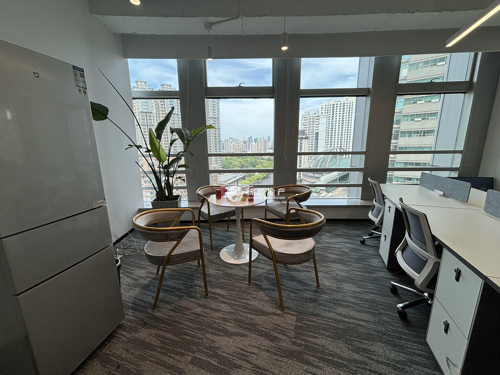 中山公园联通大厦（长宁）221平米写字楼出租