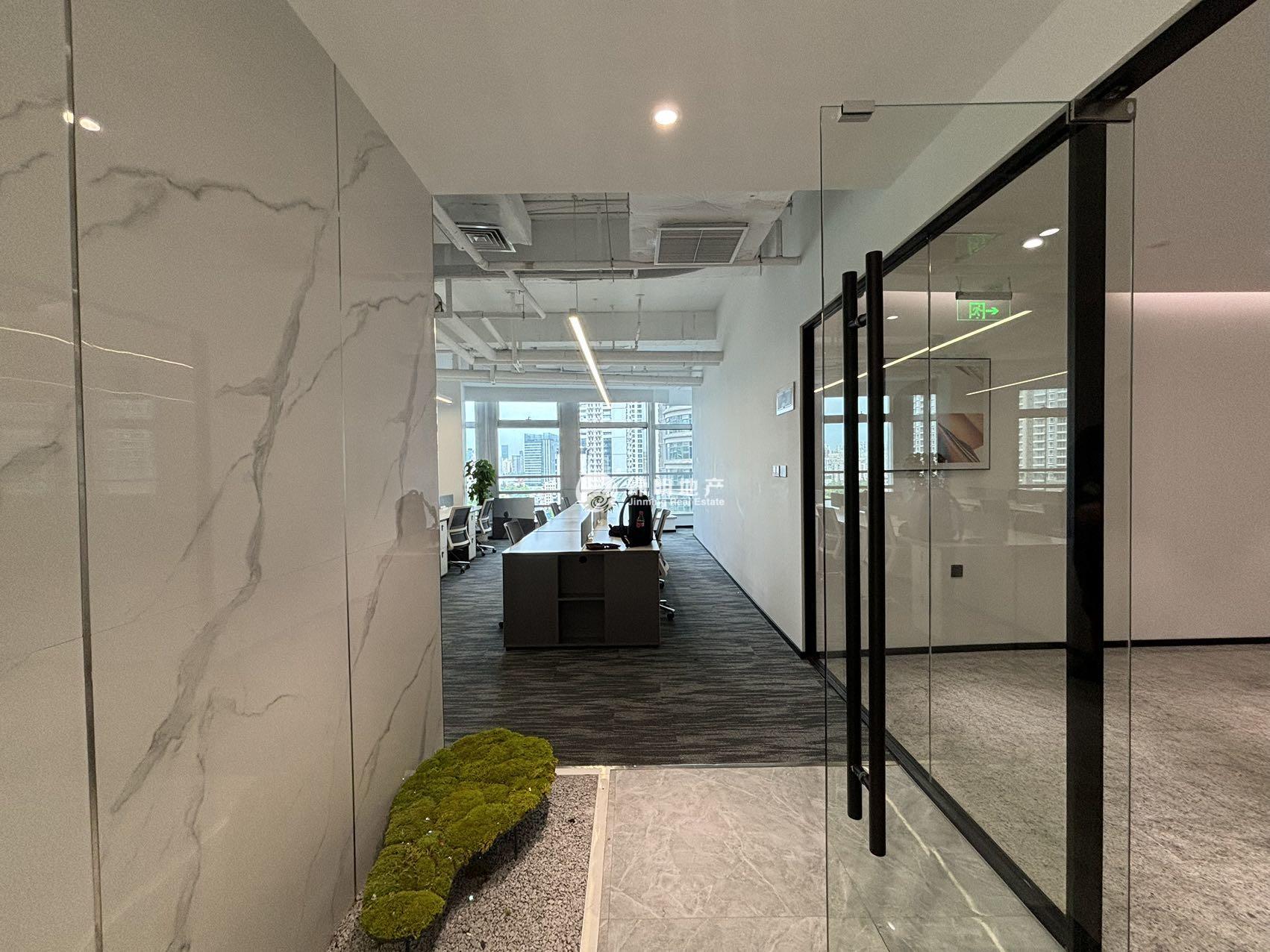 中山公园联通大厦（长宁）280平米写字楼出租