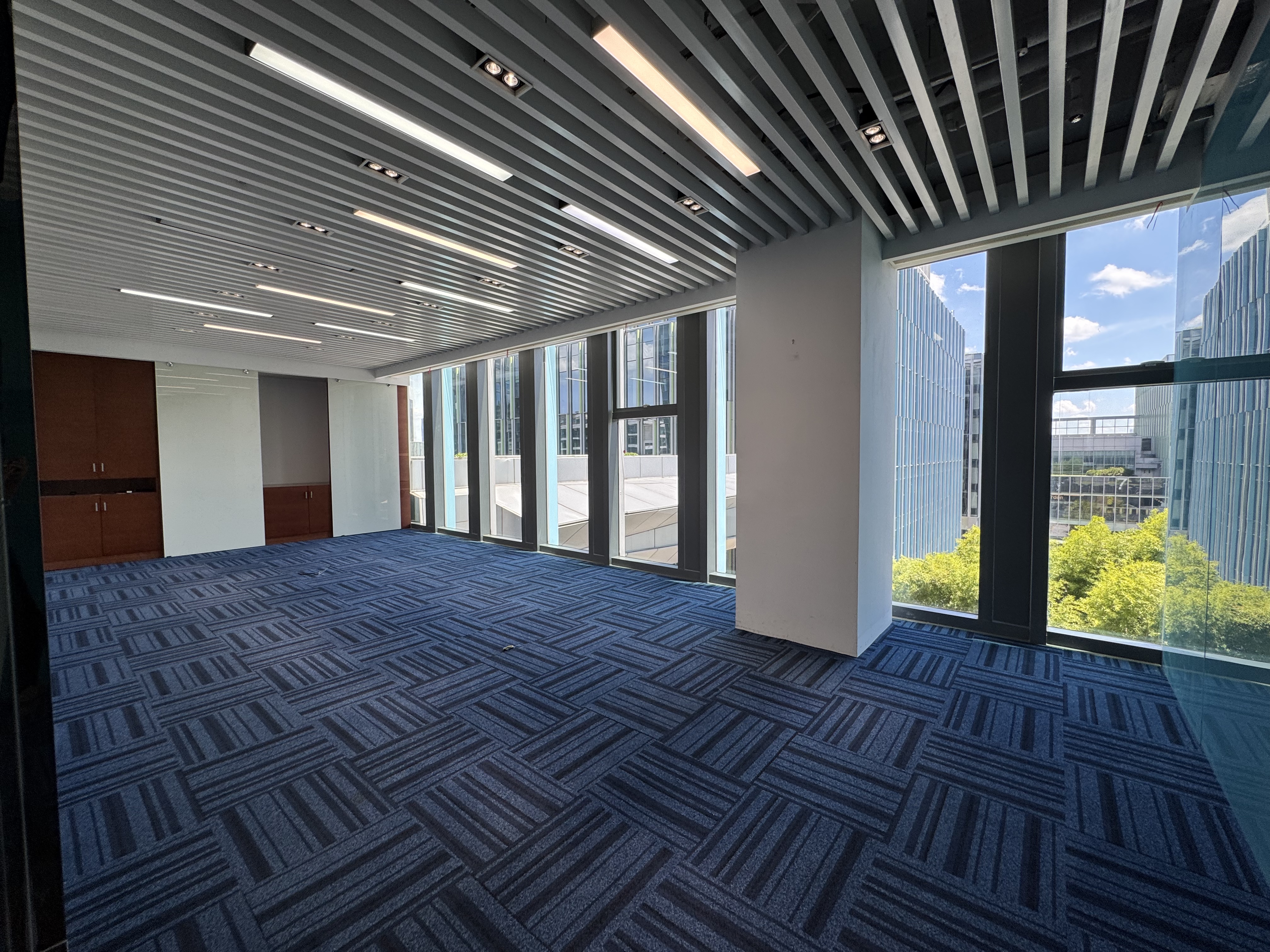 华漕虹桥万科中心770平米写字楼出租