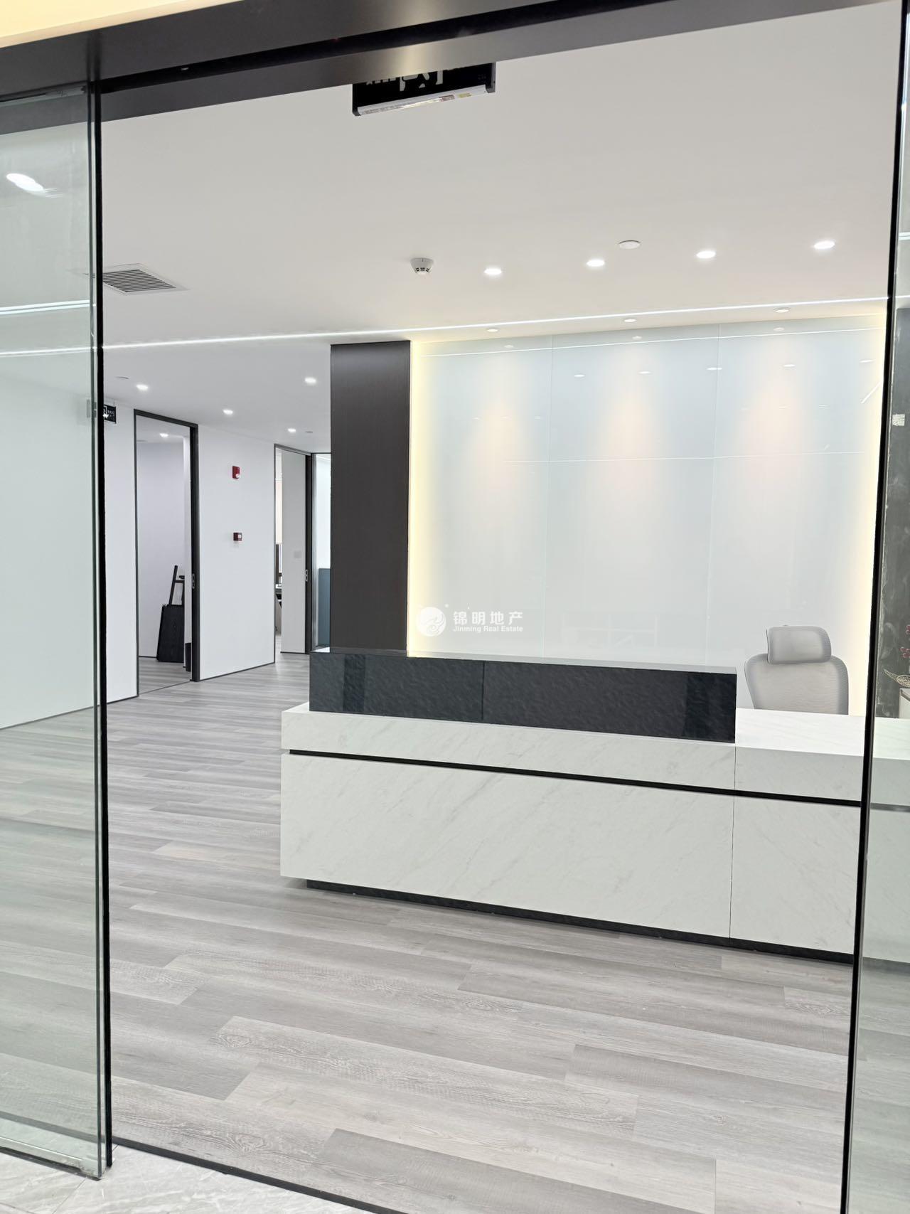 金虹桥长三角电商中心700平米写字楼出租