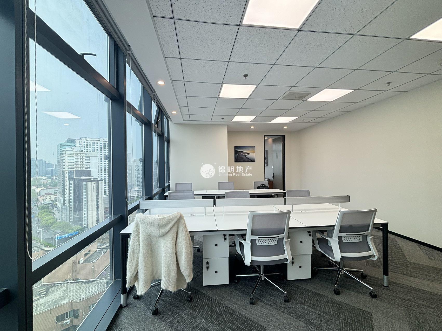 龙之梦大厦110平米写字楼出租