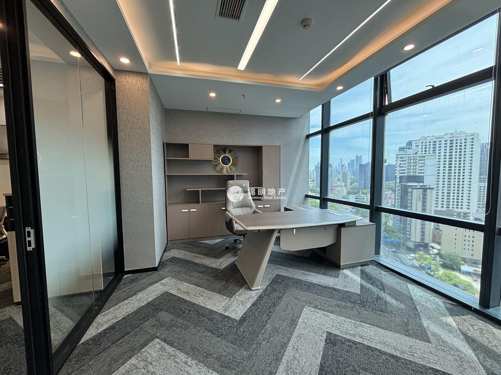 龙之梦大厦188平米写字楼出租