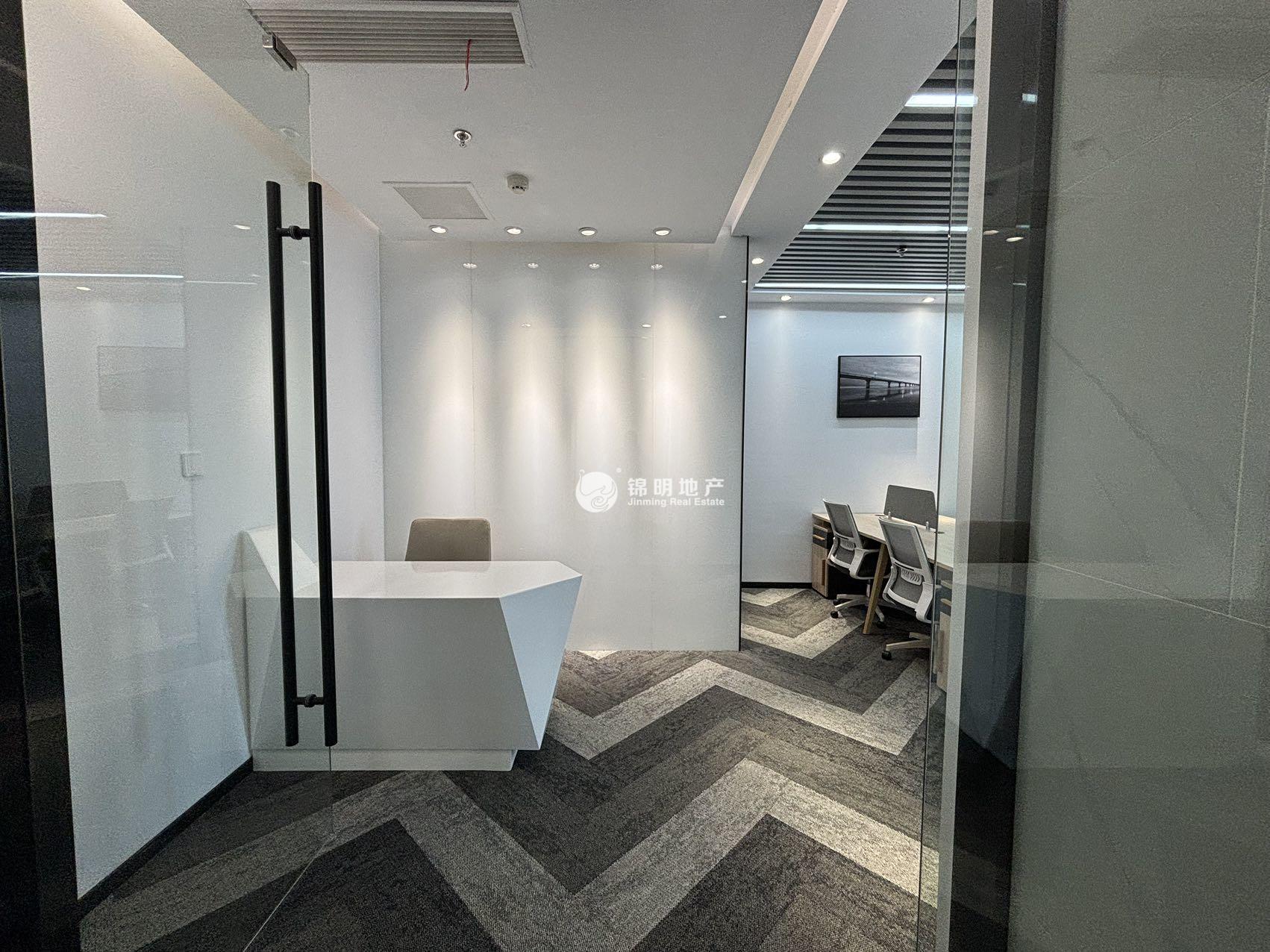 龙之梦大厦188平米写字楼出租