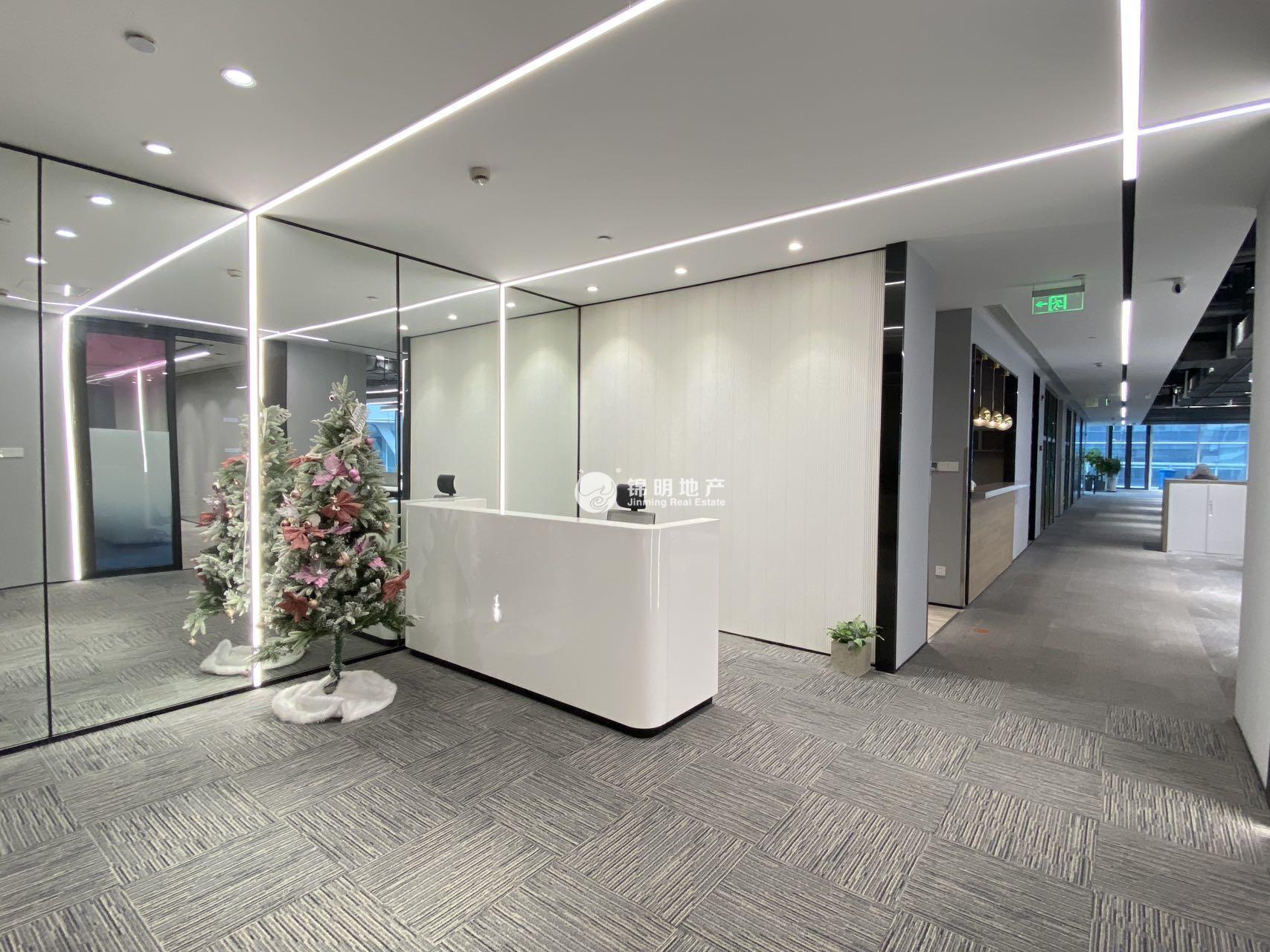 徐泾虹桥世界中心900平米写字楼出租