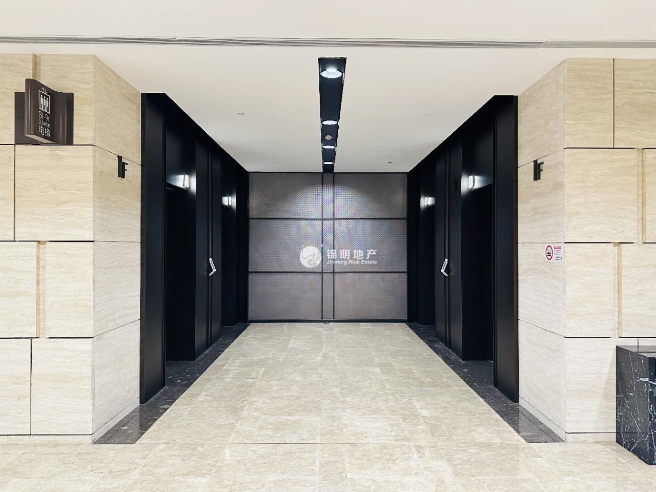 徐泾虹桥世界中心140平米写字楼出租