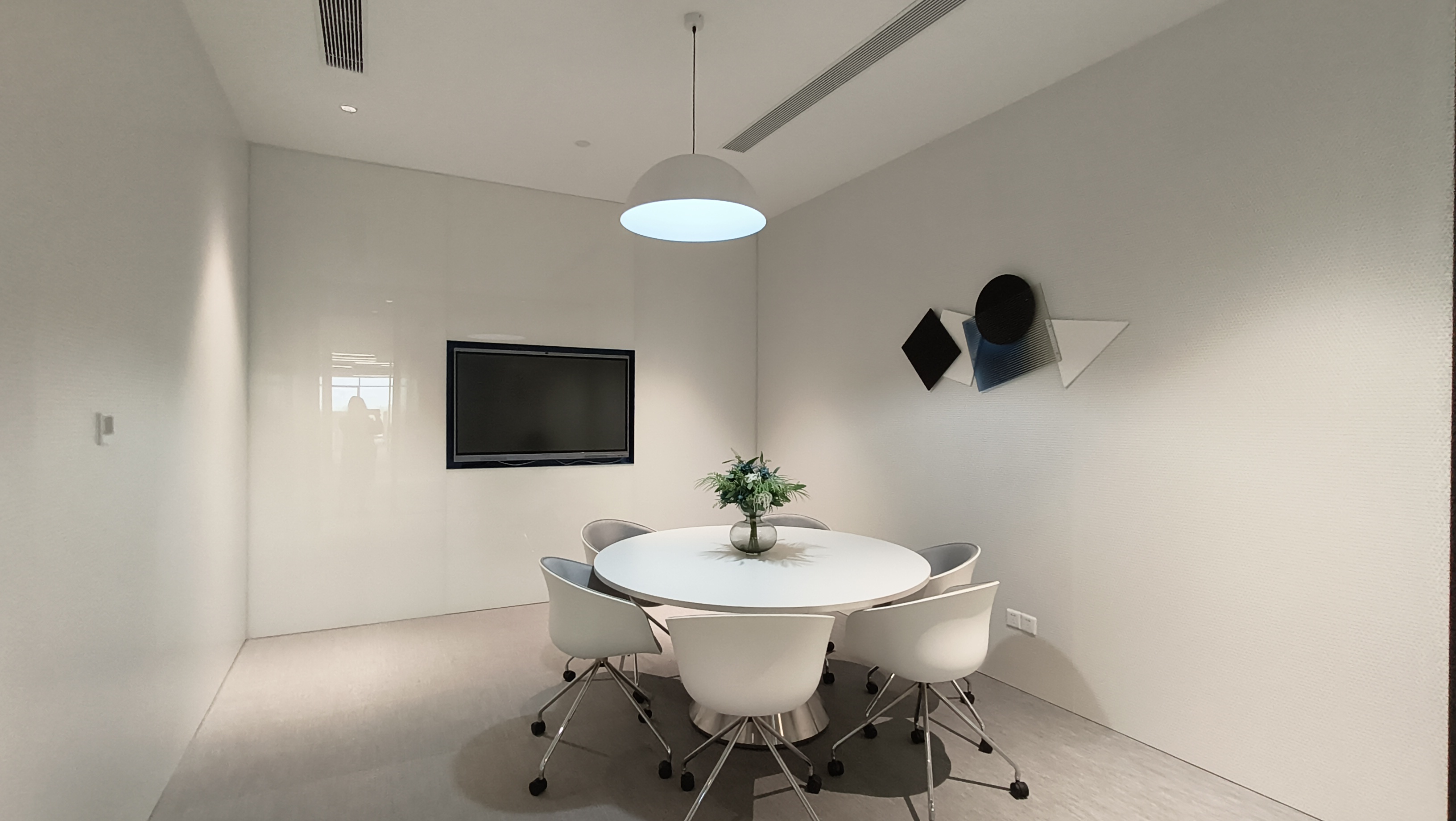 西郊东虹桥中心700平米写字楼出租