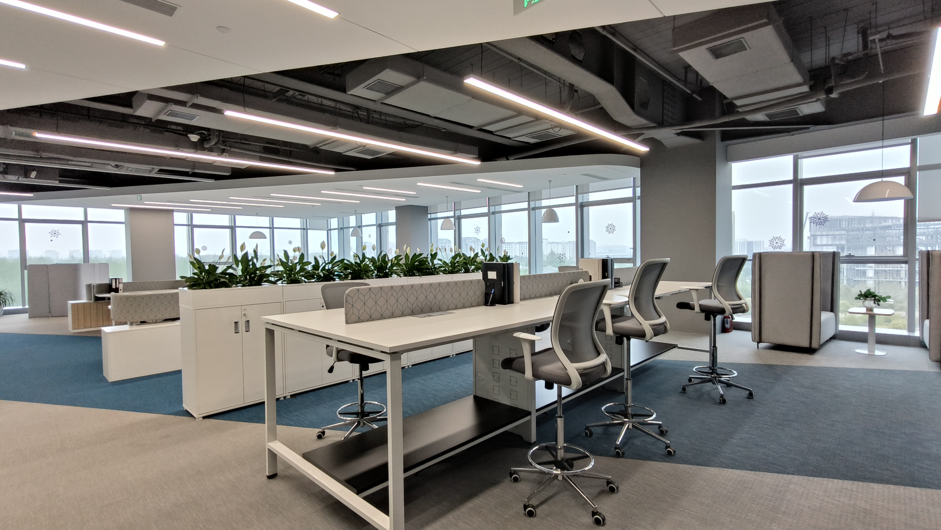 西郊东虹桥中心700平米写字楼出租