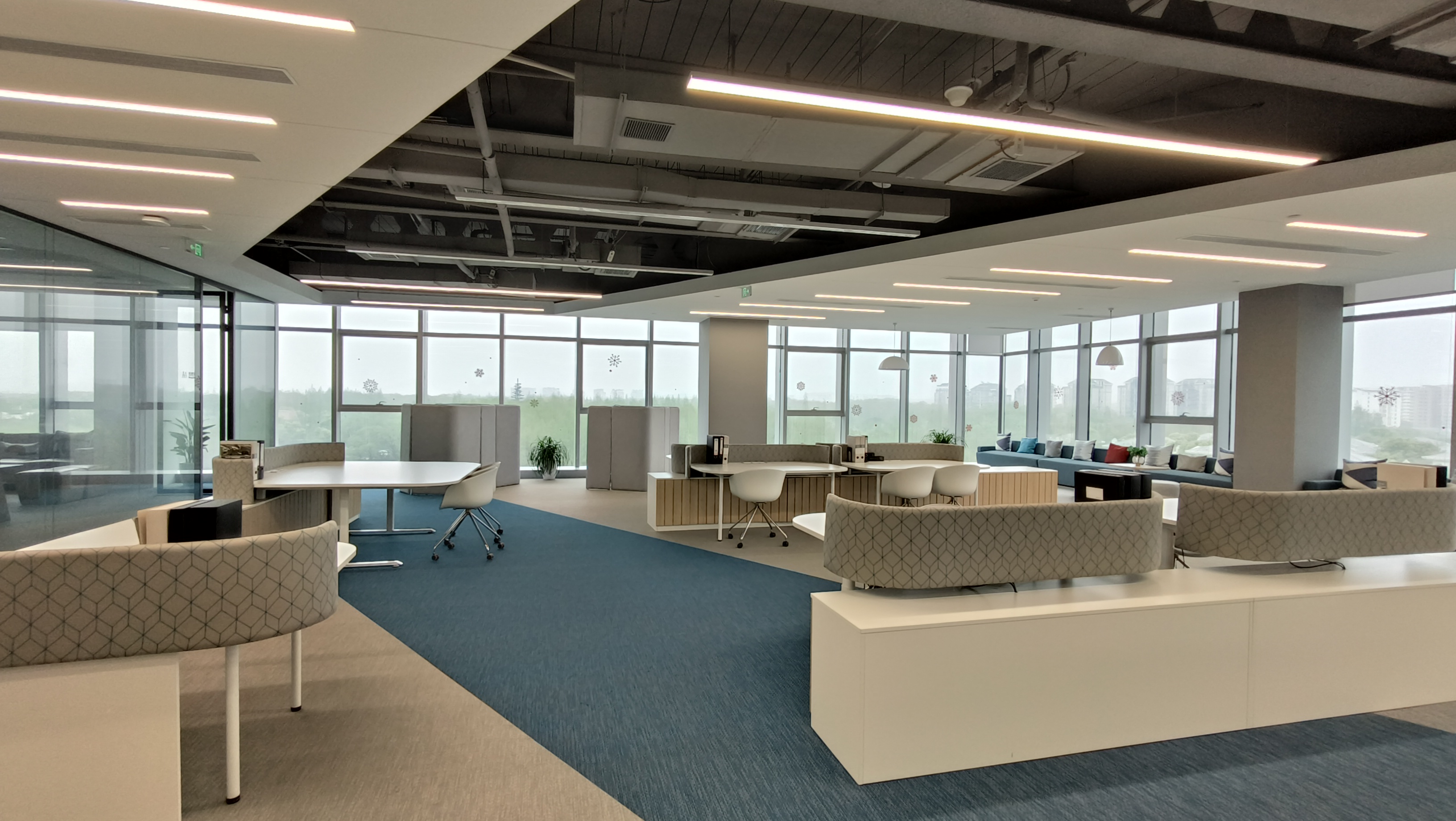 西郊东虹桥中心700平米写字楼出租