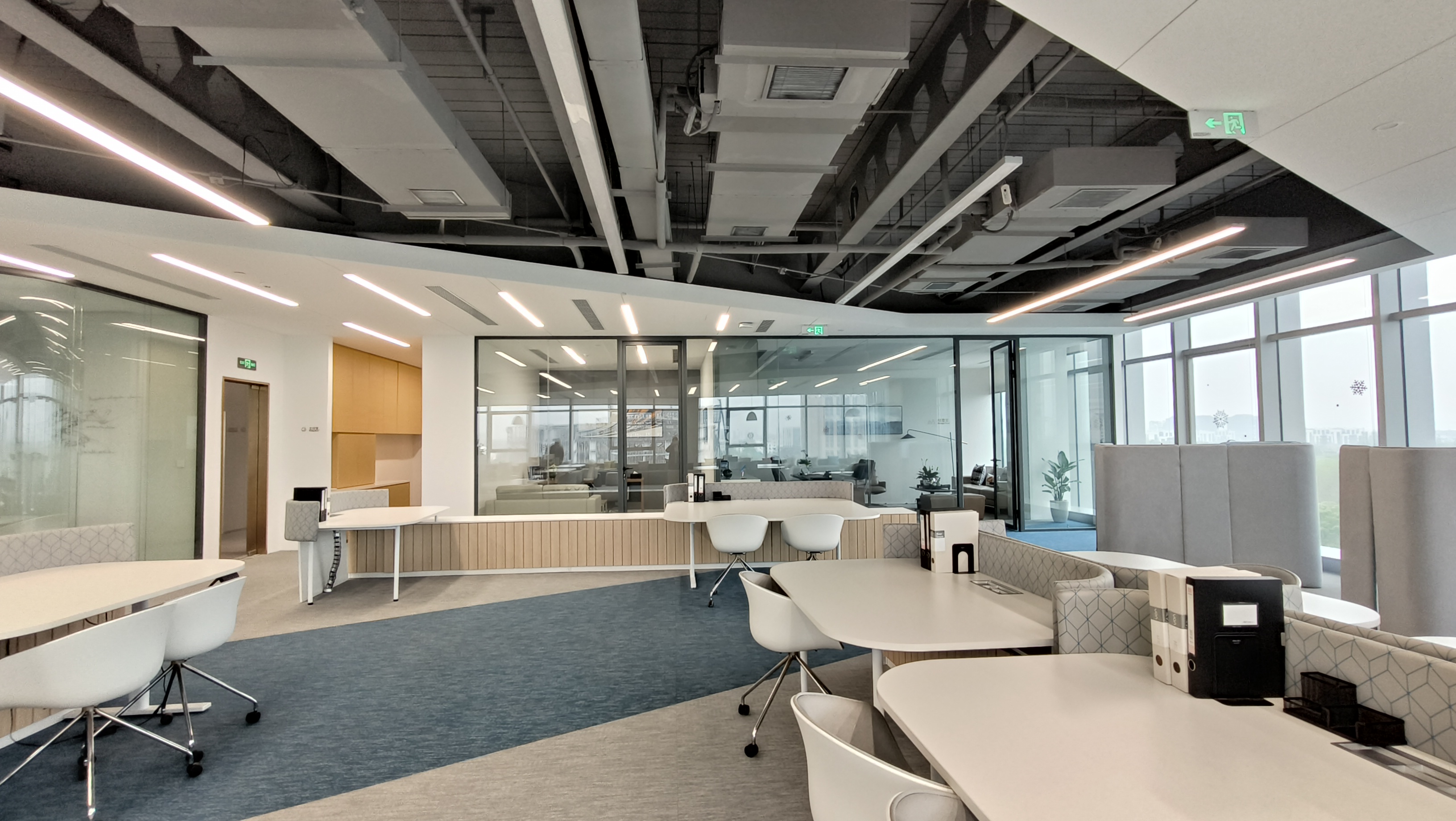 西郊东虹桥中心700平米写字楼出租