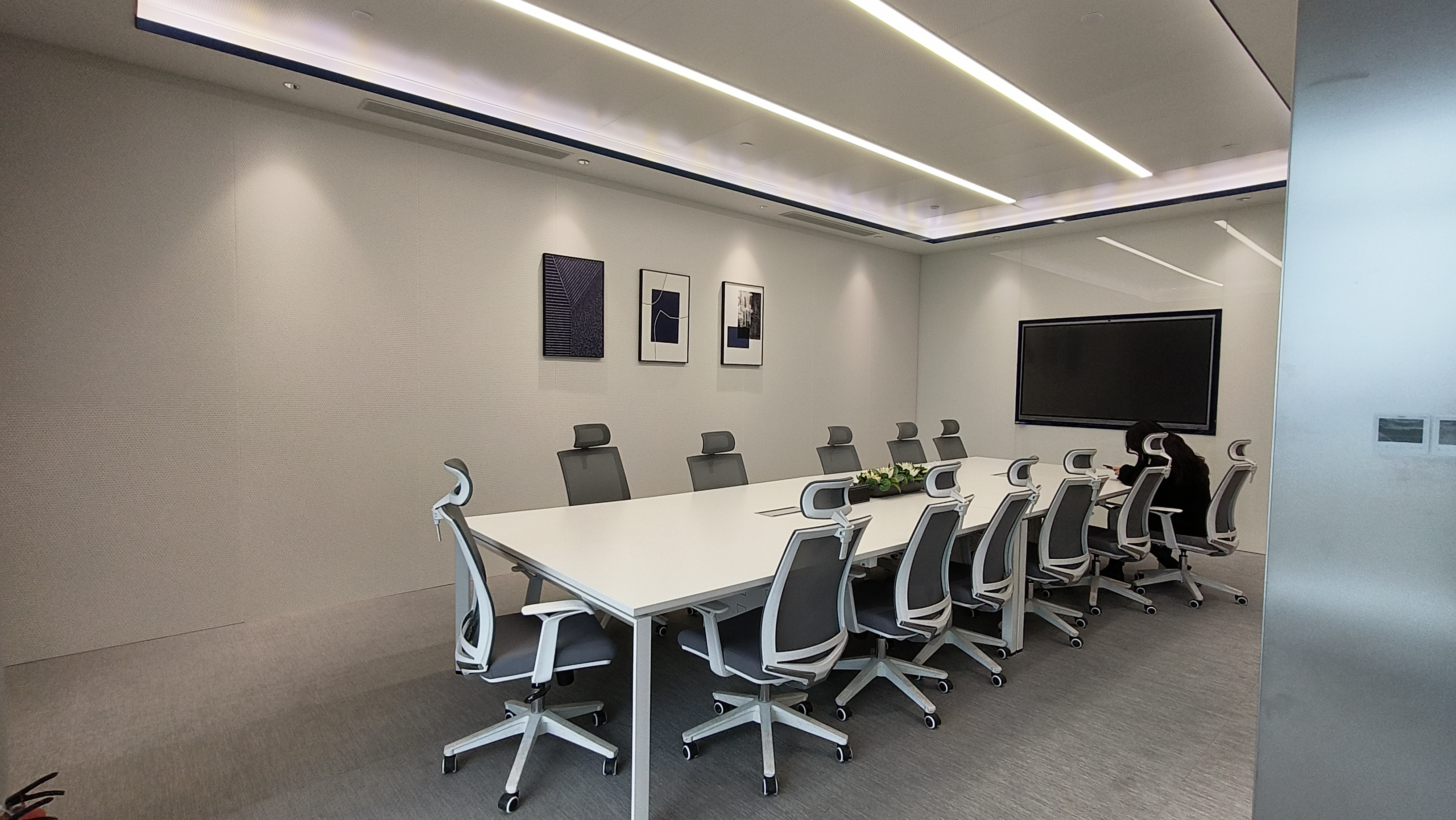 西郊东虹桥中心700平米写字楼出租