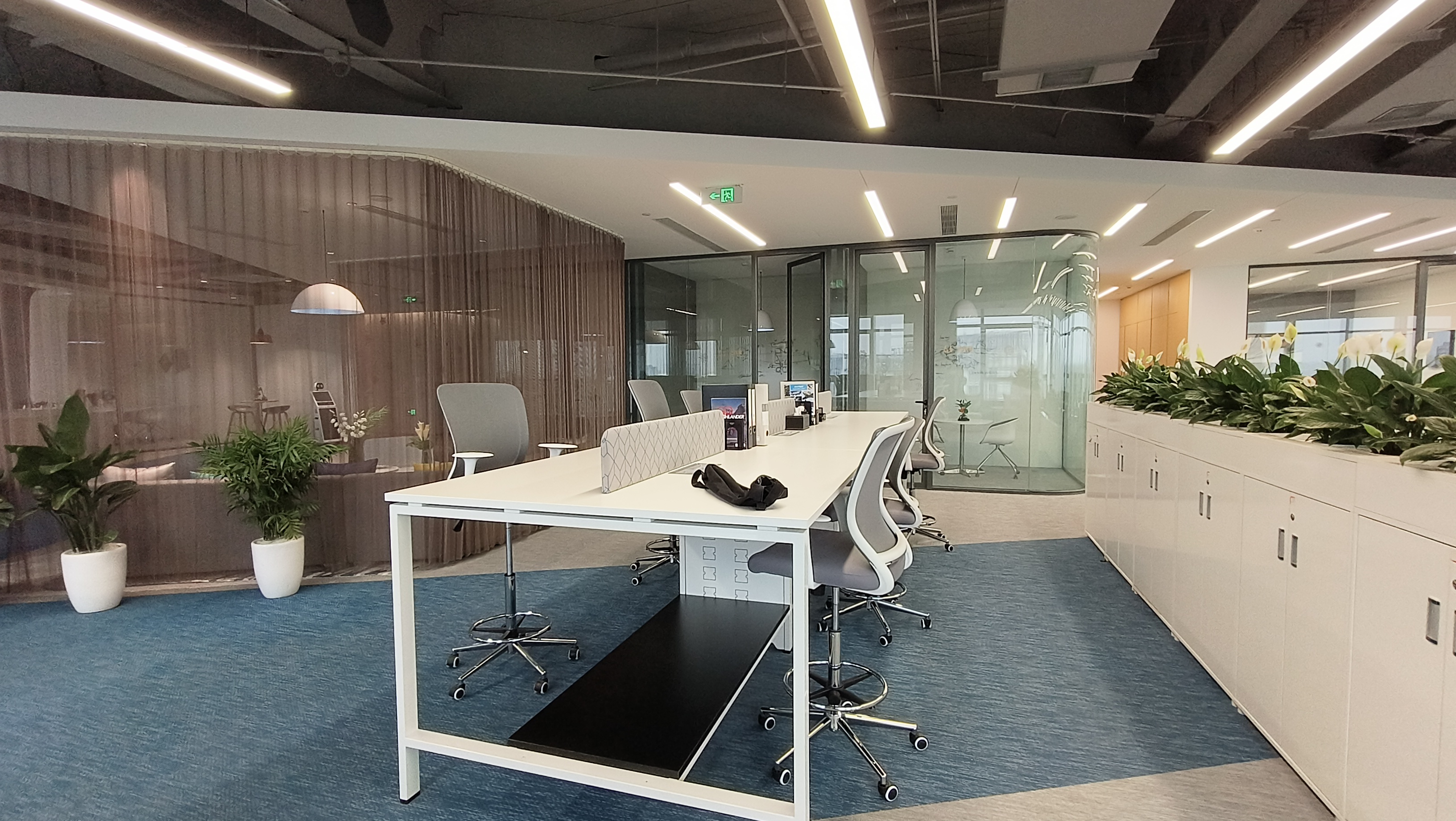 西郊东虹桥中心700平米写字楼出租