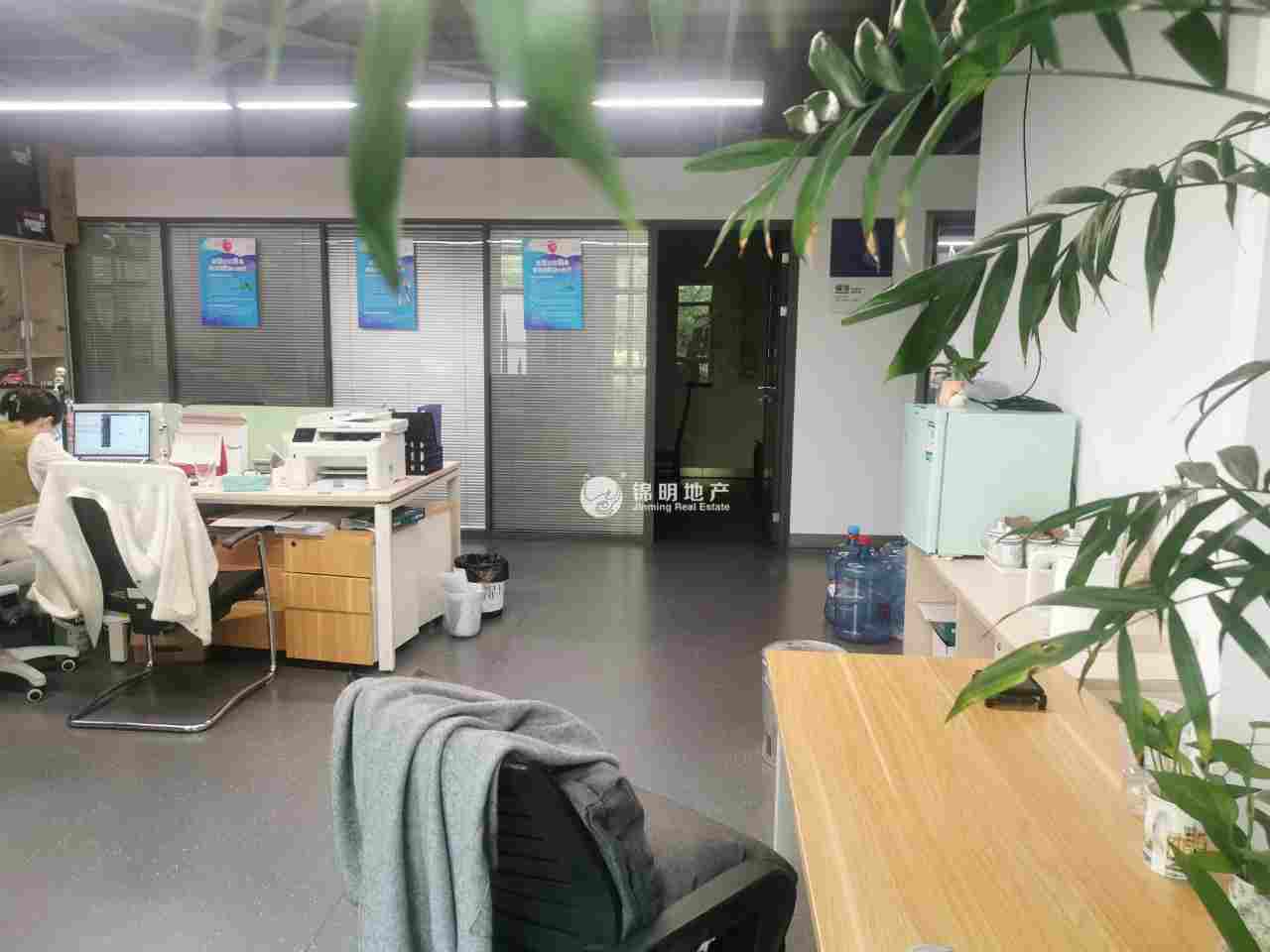北外滩印坊创意园126平米写字楼出租