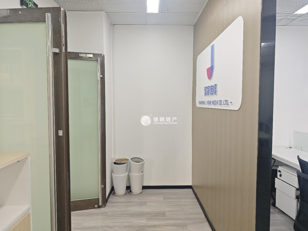 华漕万科时一区168平米写字楼出租