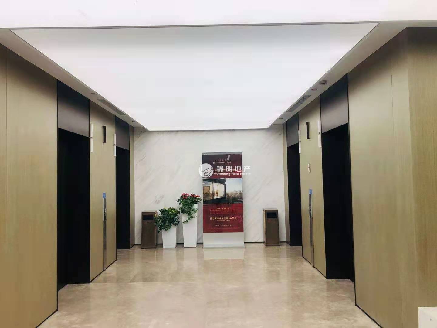 徐泾虹桥世界中心285平米写字楼出租