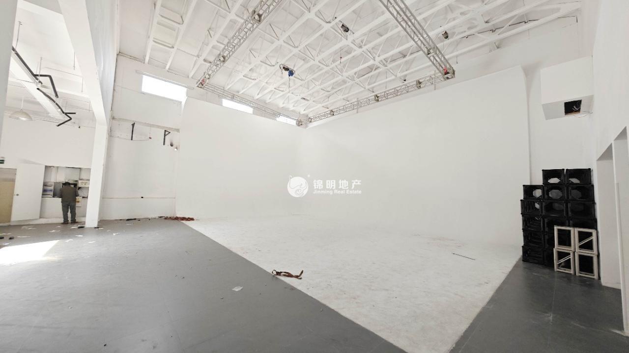 长风加减乘除创意园365平米写字楼出租