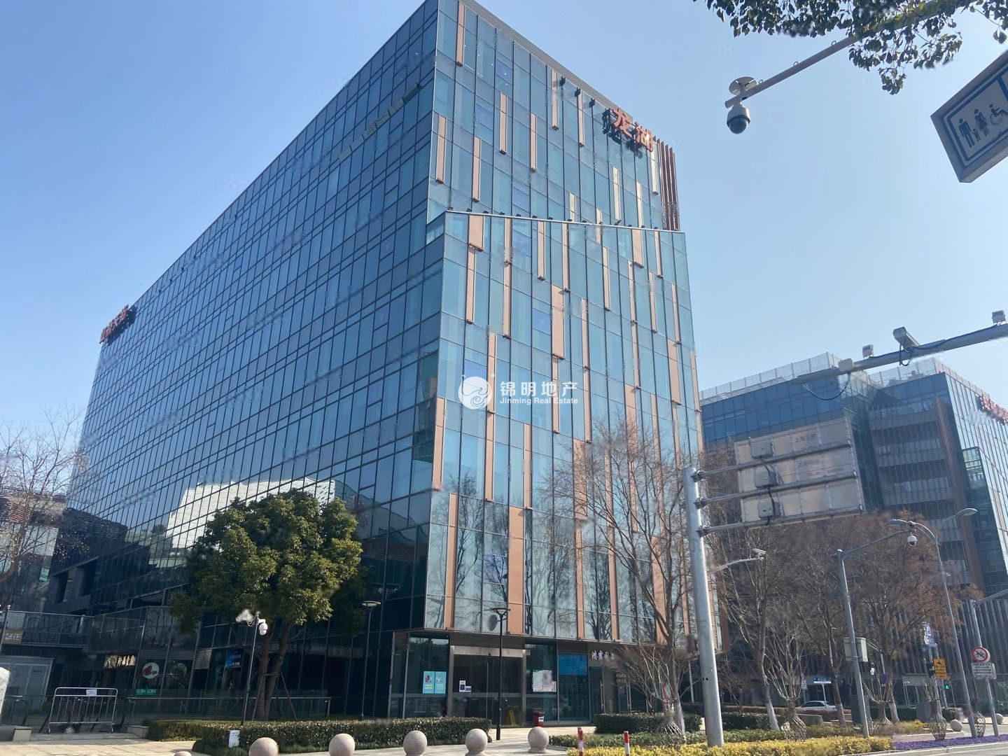 金虹桥龙湖虹桥天街245平米写字楼出租
