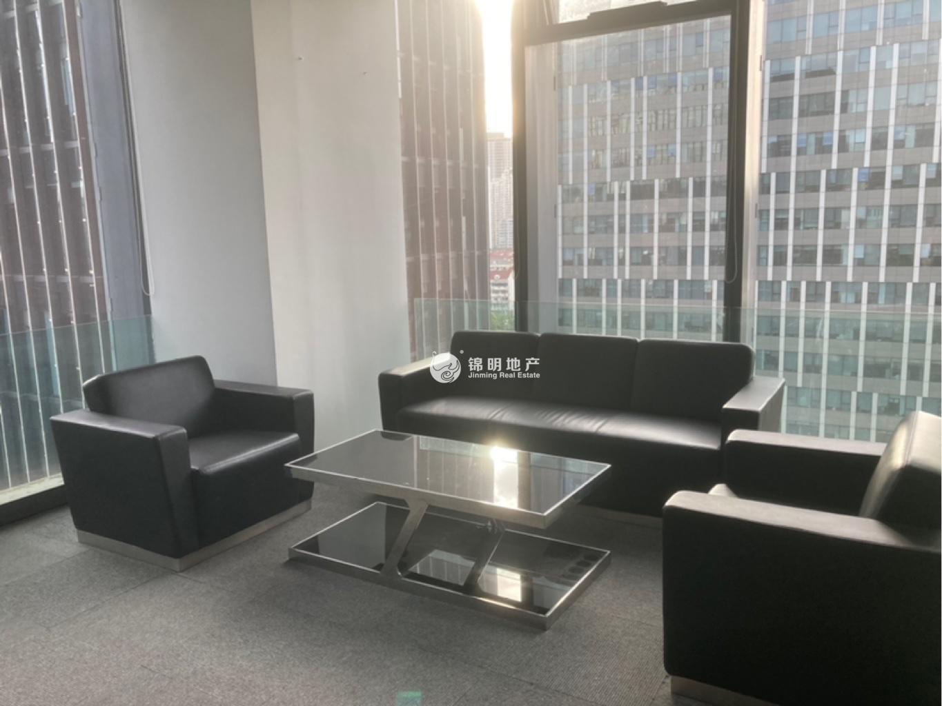 周家嘴路北美广场126平米写字楼出租