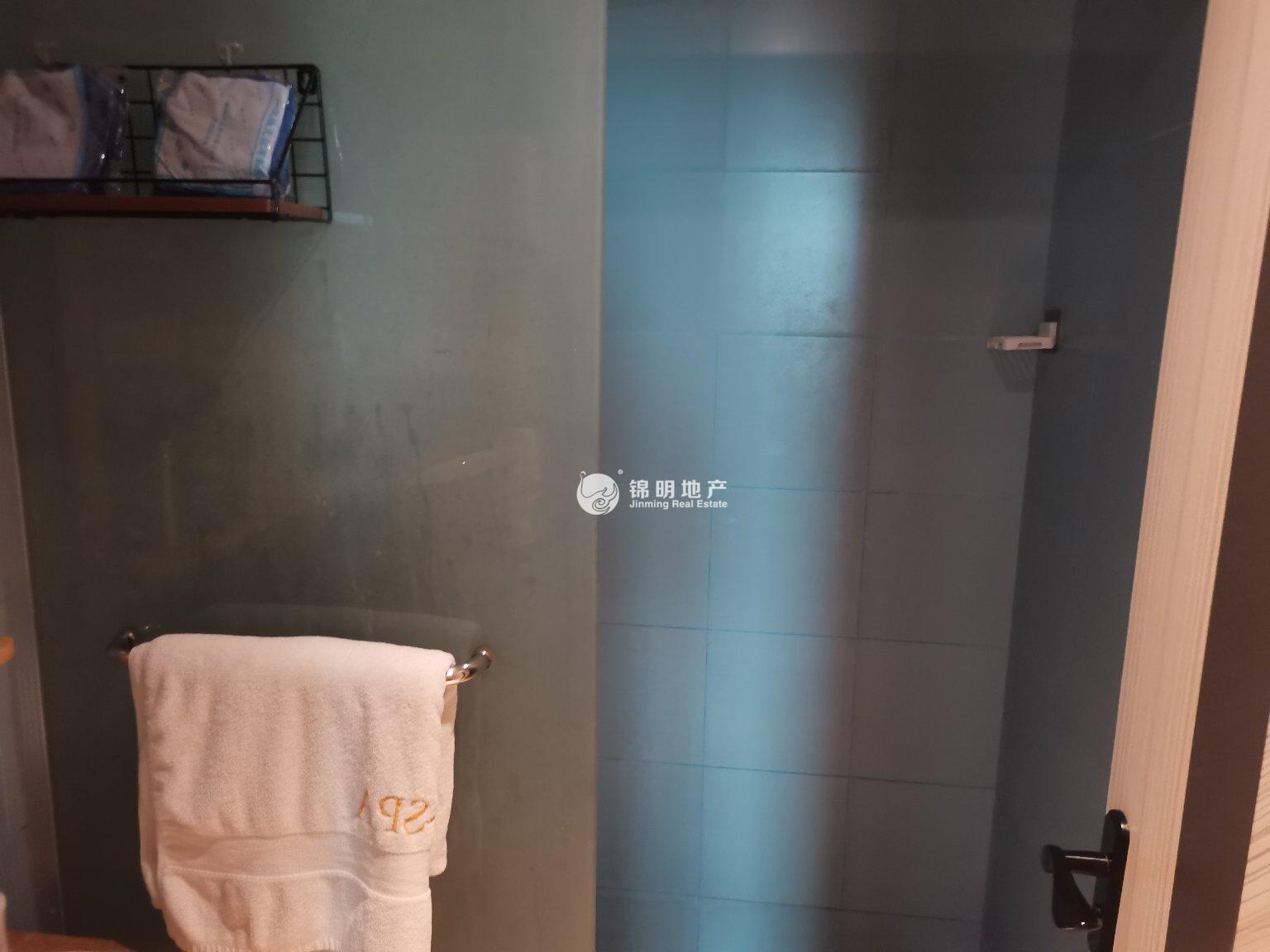 静安寺环球世界大厦167平米写字楼出租