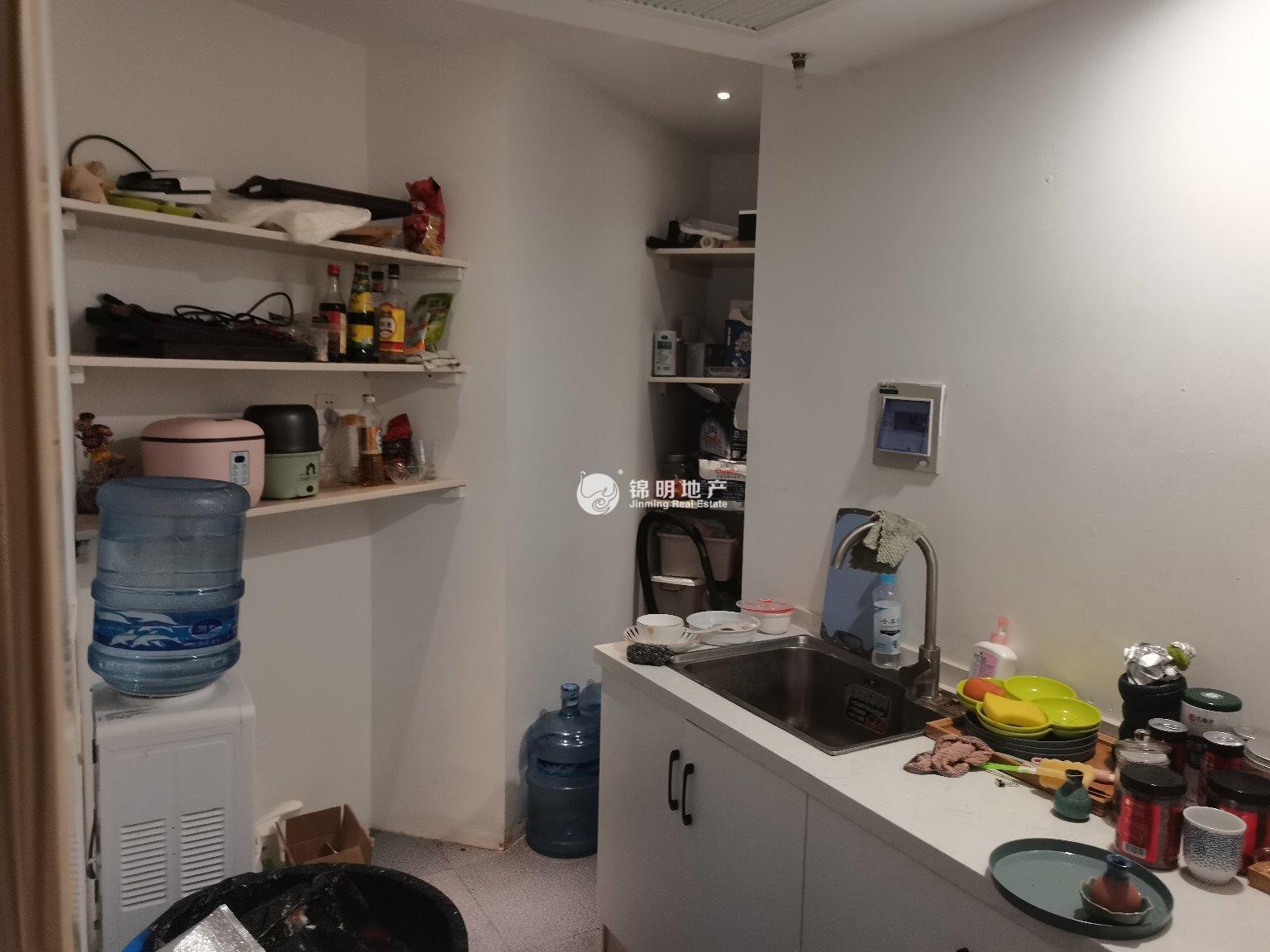 静安寺环球世界大厦167平米写字楼出租