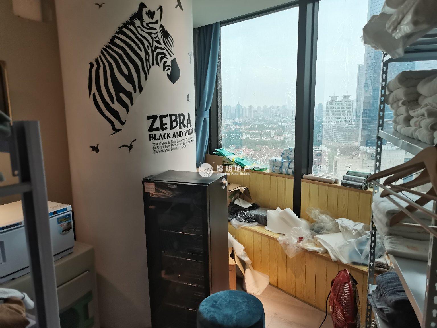 静安寺环球世界大厦167平米写字楼出租