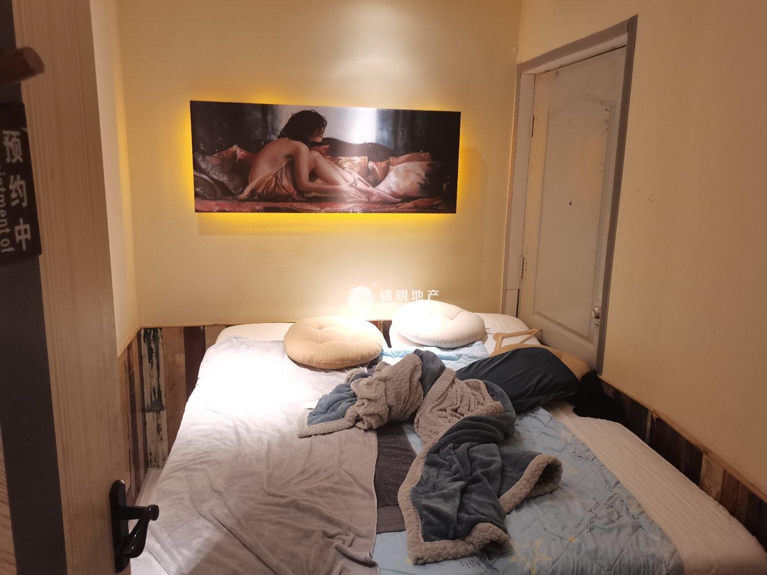 静安寺环球世界大厦167平米写字楼出租