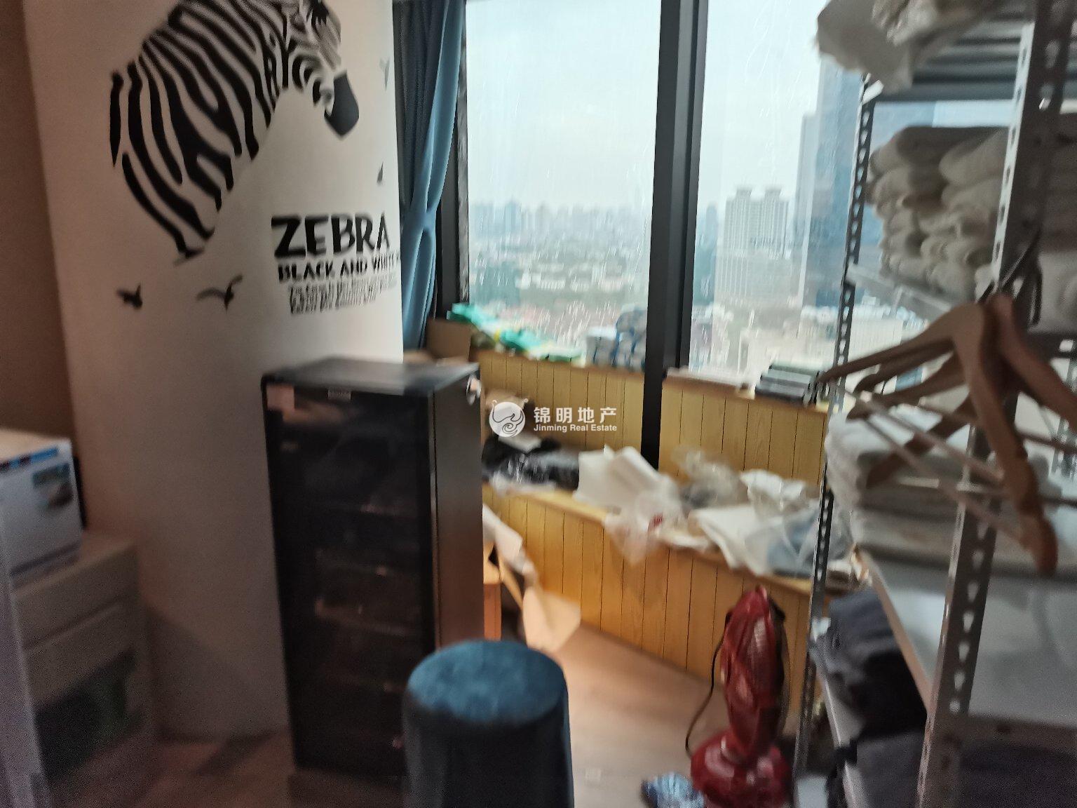 静安寺环球世界大厦167平米写字楼出租