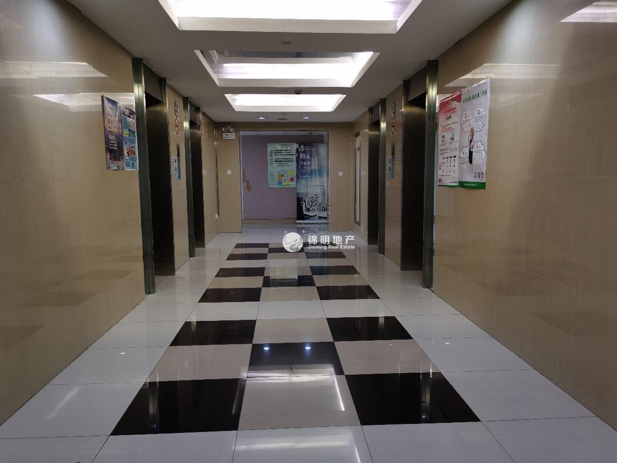 光新浦发广场57平米写字楼出租