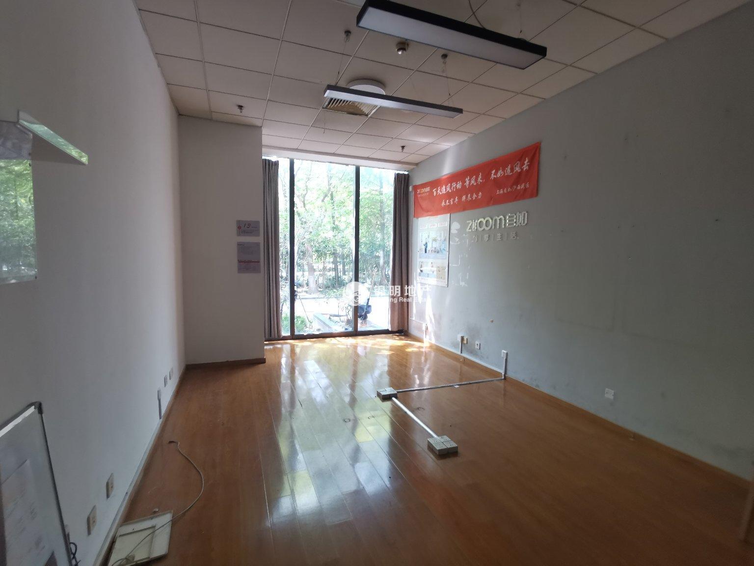 莘庄绿地蓝海37平米写字楼出租