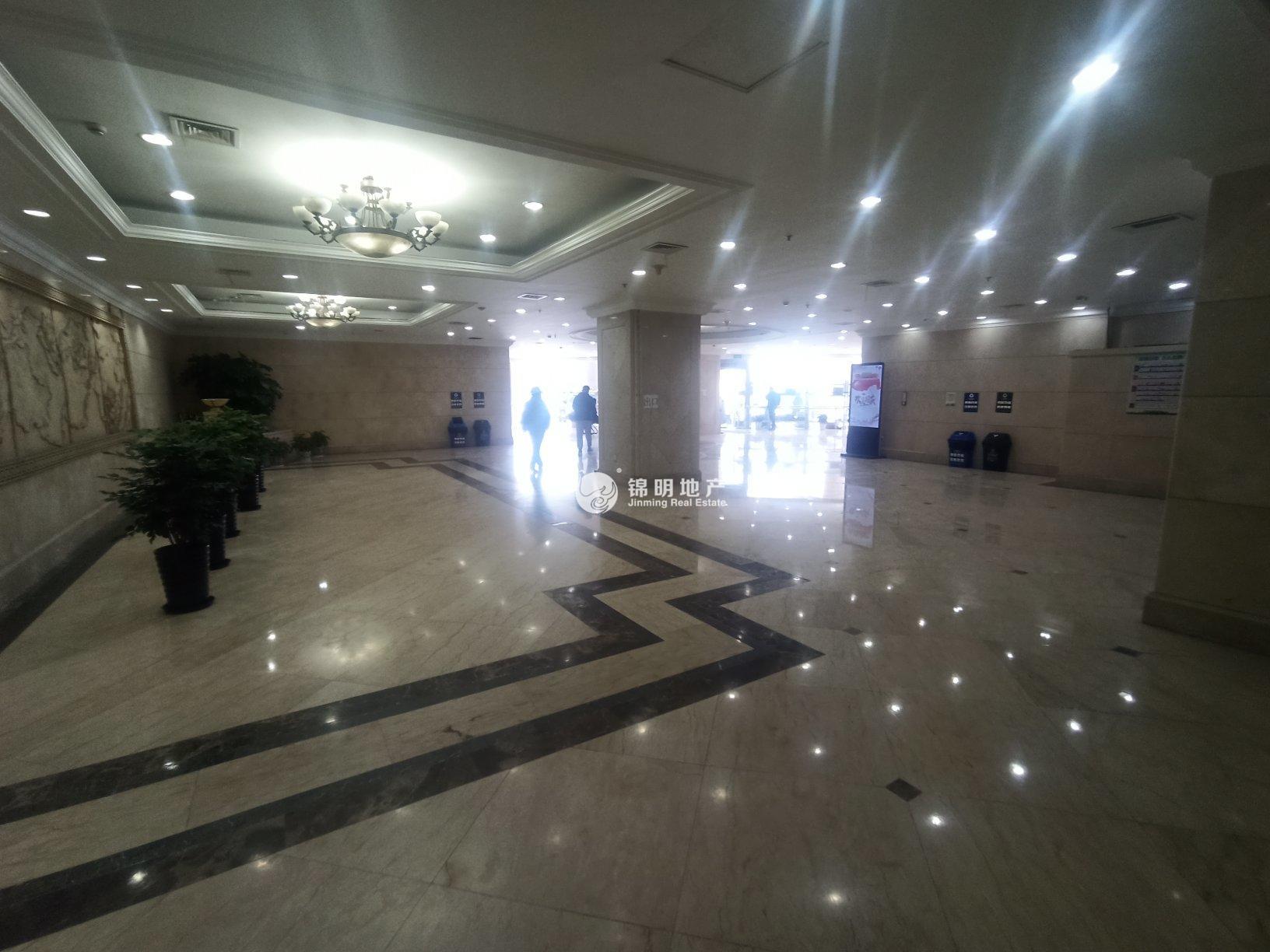 陆家嘴华融大厦133平米写字楼出租