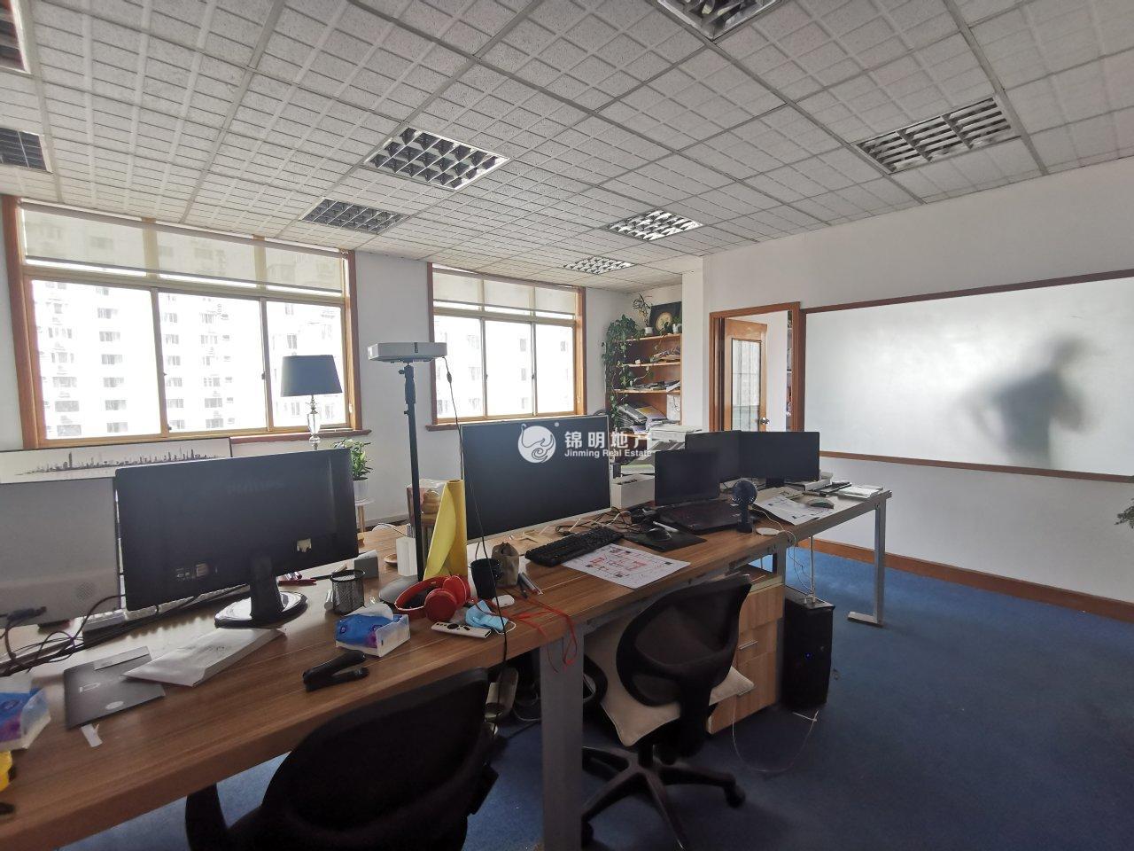 徐家汇博大商务楼66平米写字楼出租