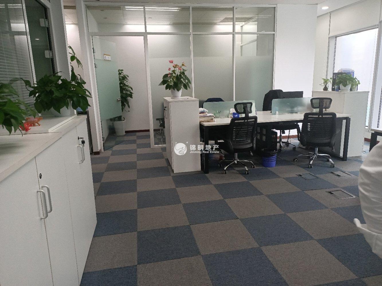 世博滨江绿地海外滩168平米写字楼出租