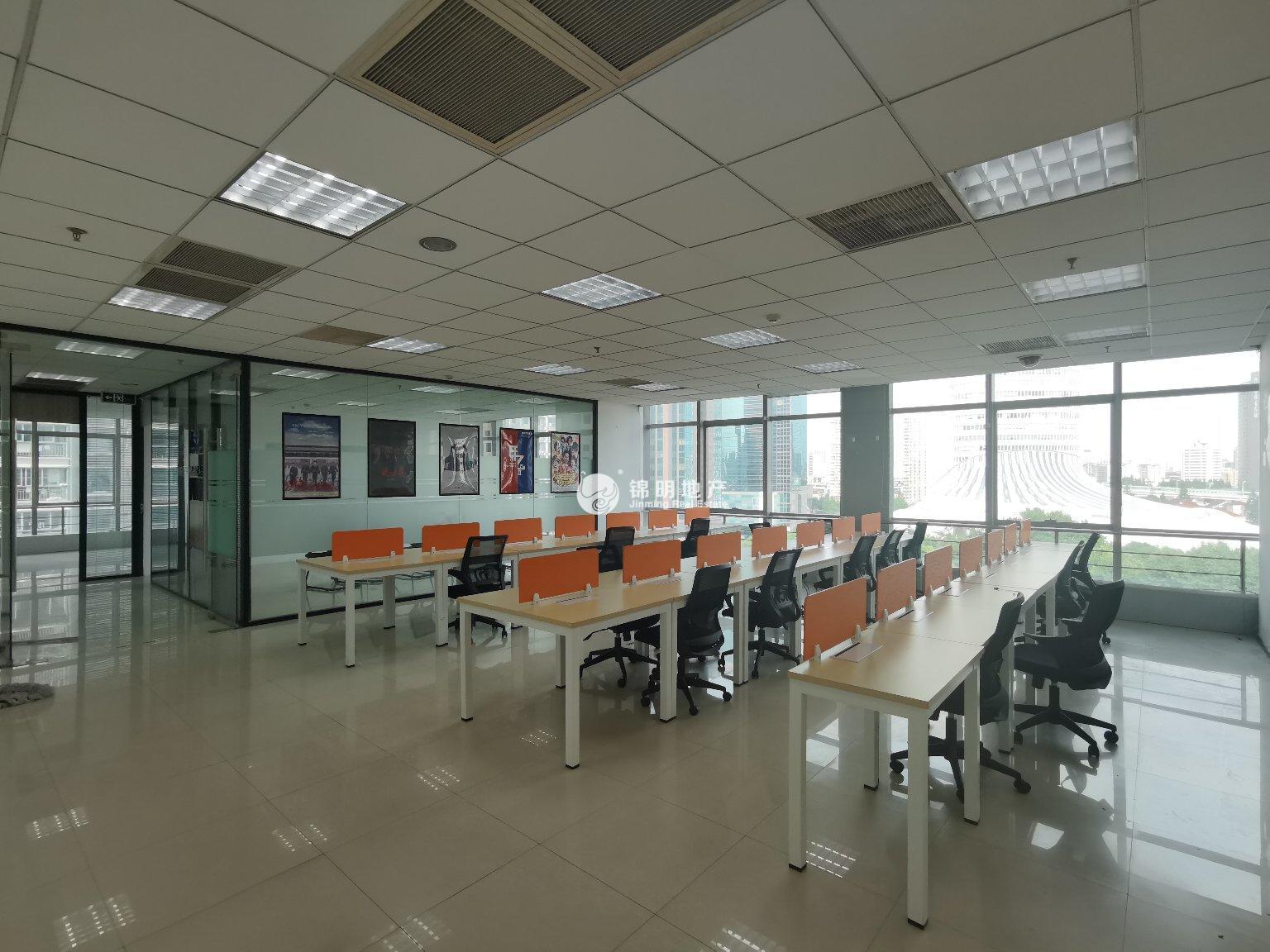 虹桥盛高国际大厦210平米写字楼出租