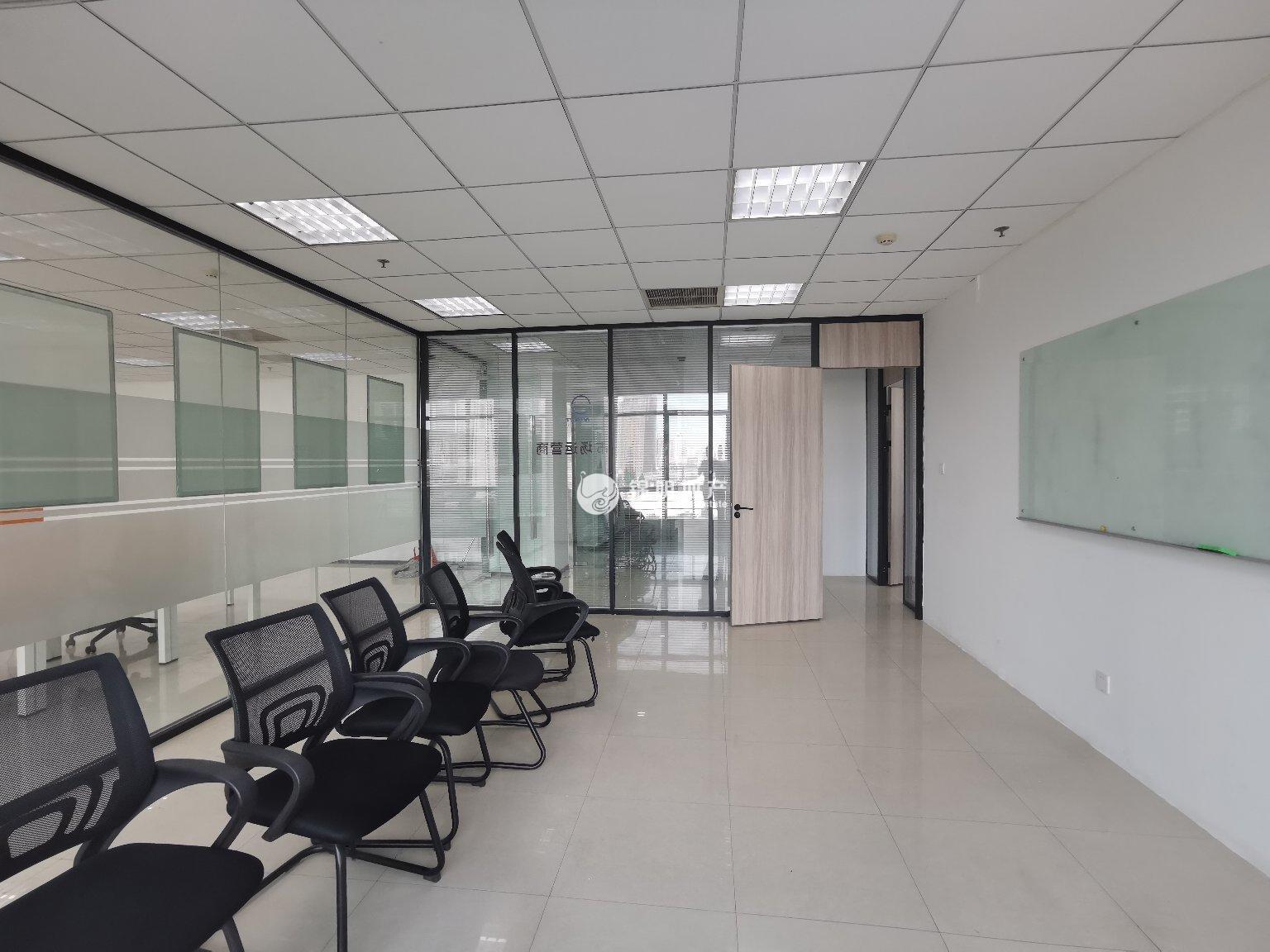 虹桥盛高国际大厦210平米写字楼出租