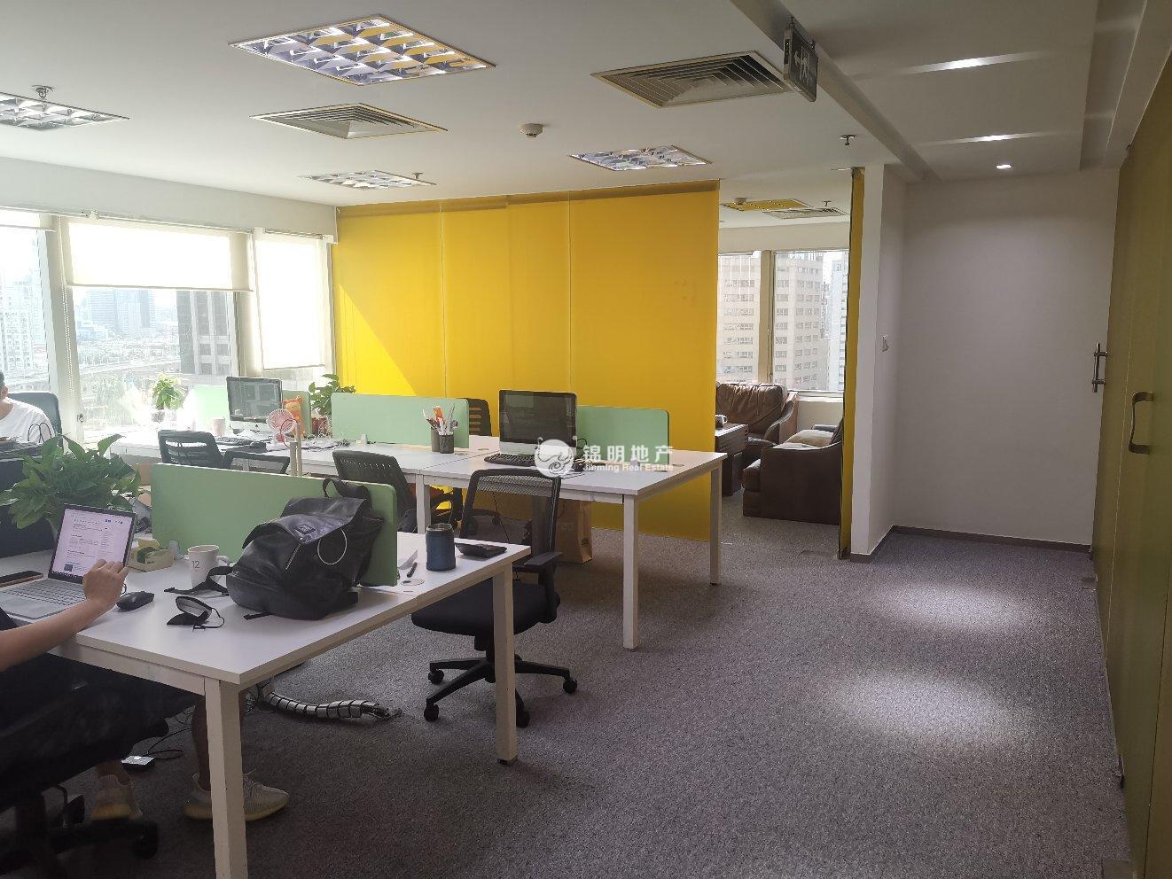 淮海中路香港广场199平米写字楼出租