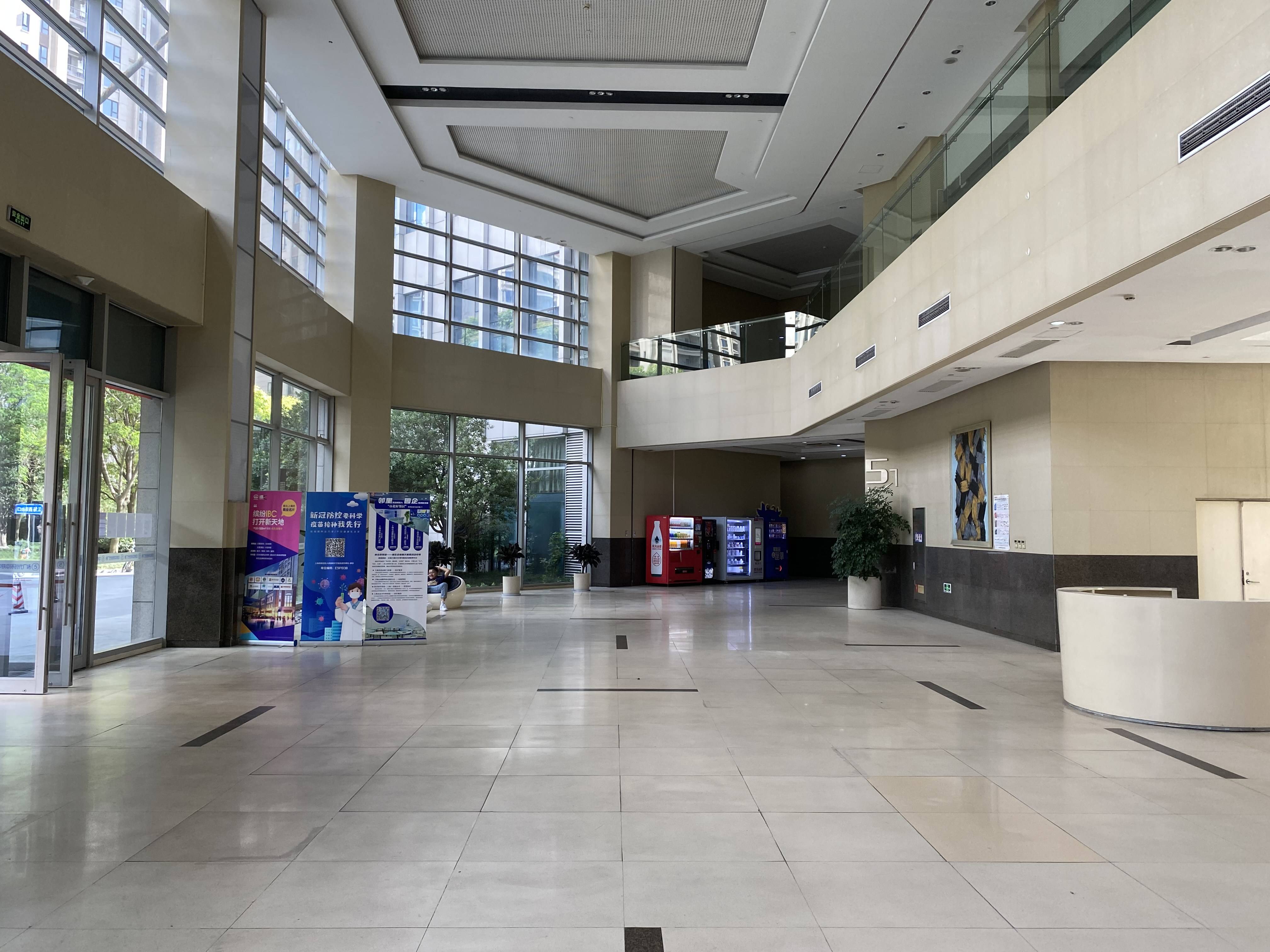 大宁中铁中环时代广场108平米写字楼出租