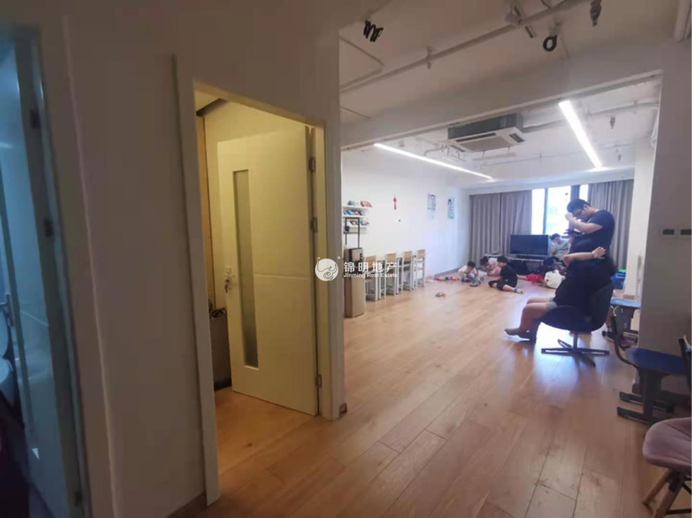 长寿路世纪商务大厦71平米写字楼出租
