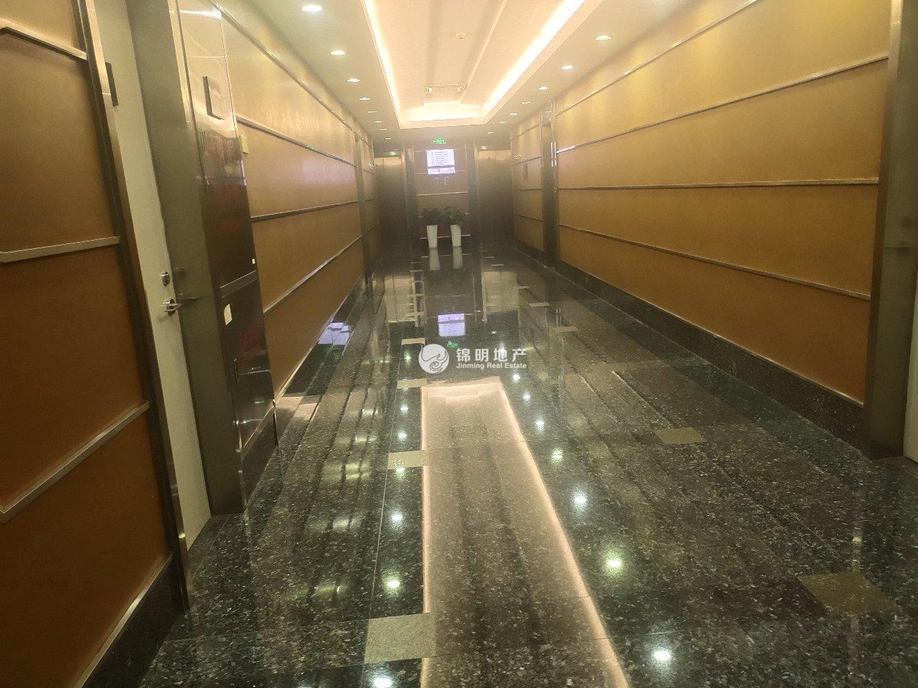 徐家汇均瑶国际广场322平米写字楼出租