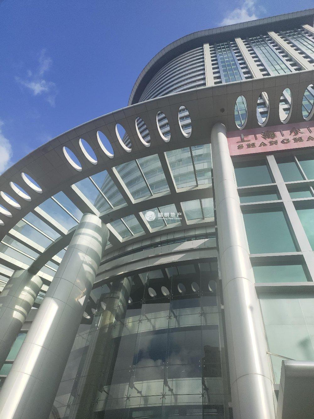 徐家汇均瑶国际广场322平米写字楼出租