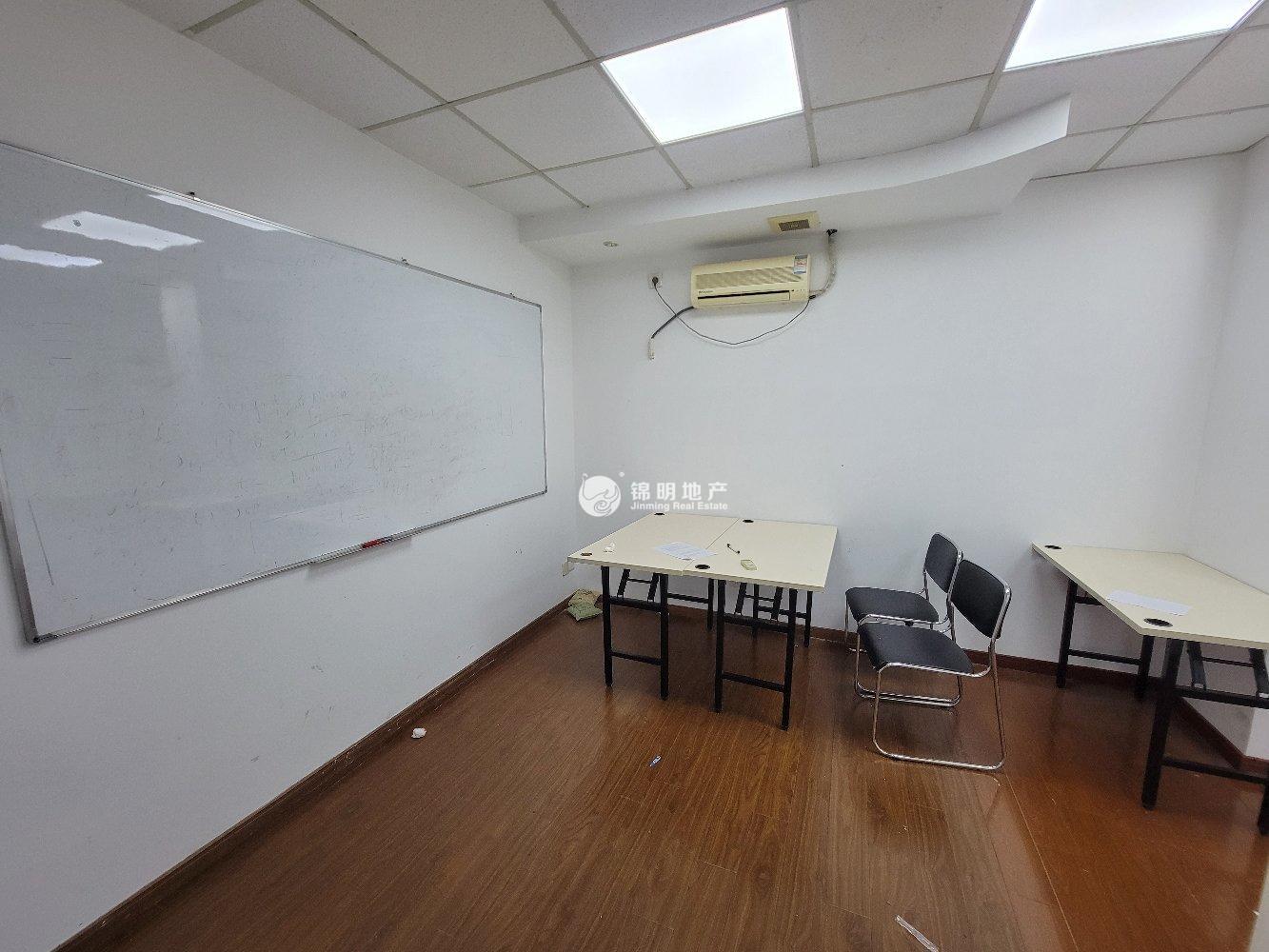 曹杨绿洲广场60平米写字楼出租