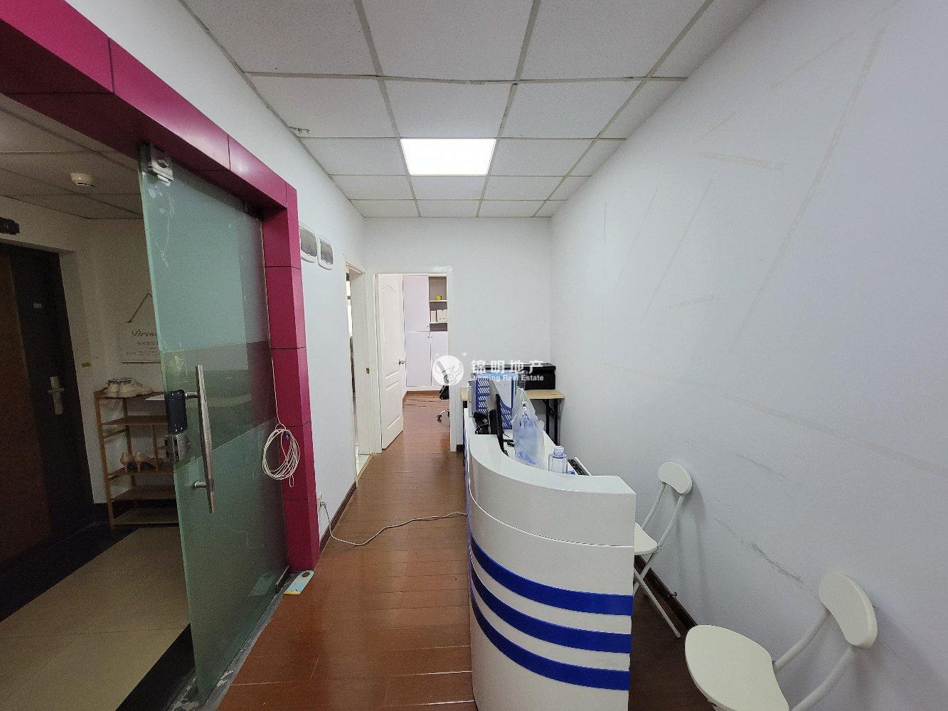 曹杨绿洲广场60平米写字楼出租