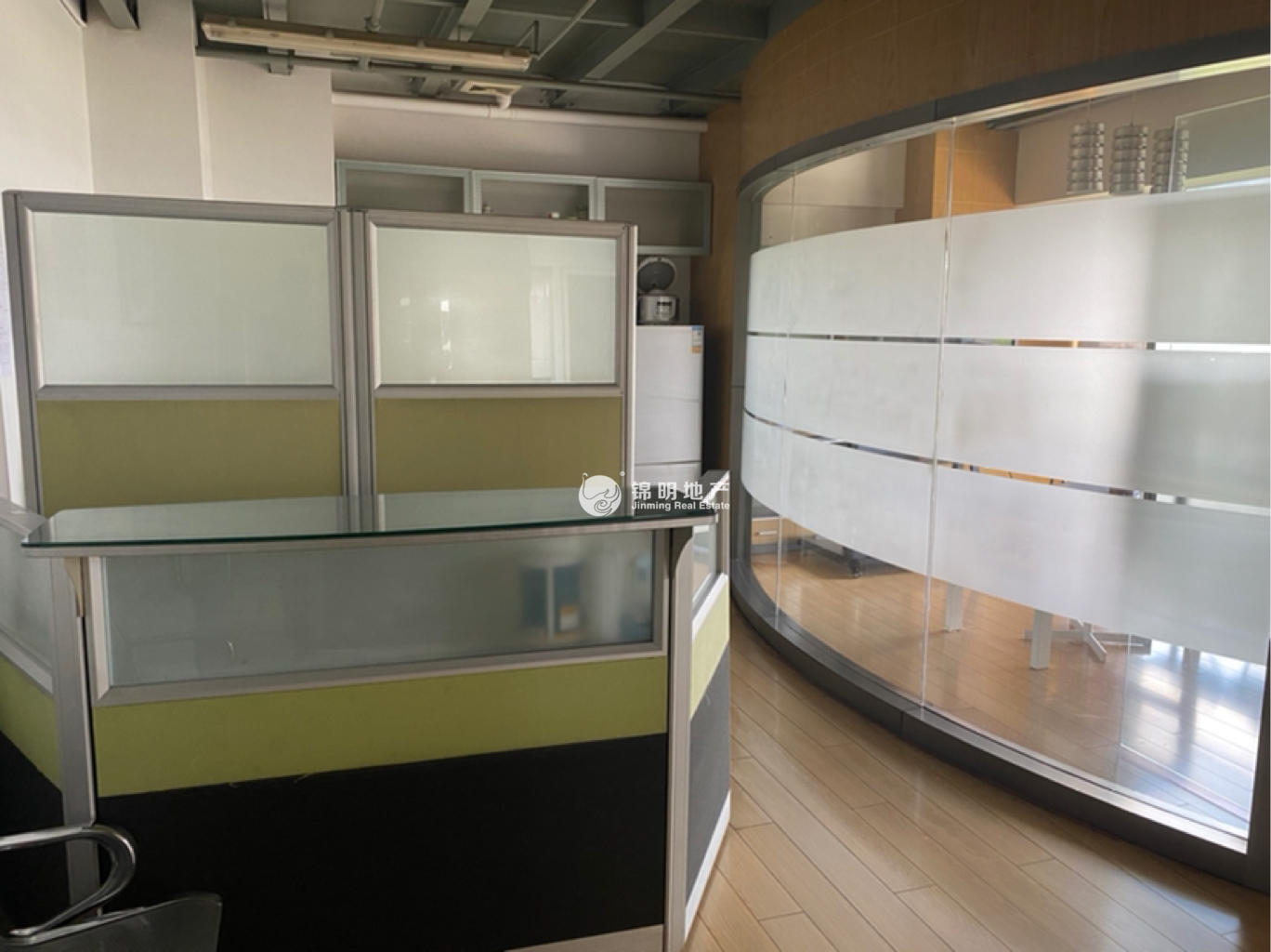 莘庄绿地蓝海49平米写字楼出租