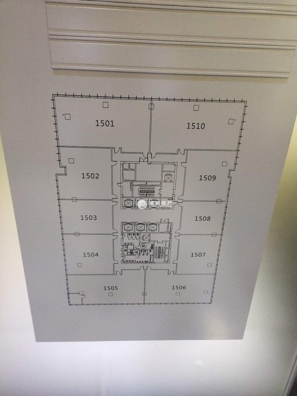 龙华上海绿地中心一期260平米写字楼出租