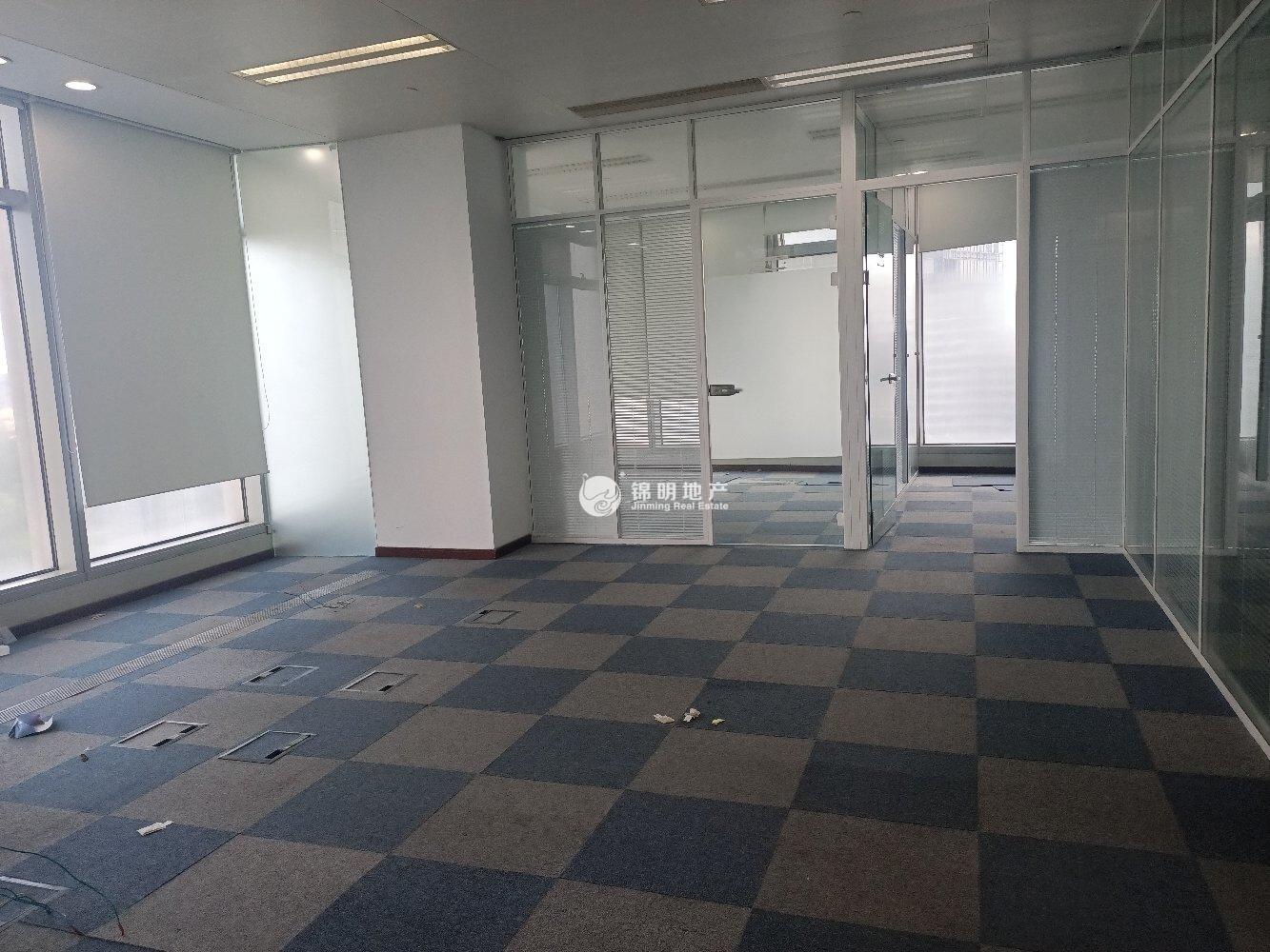 世博滨江绿地海外滩168平米写字楼出租